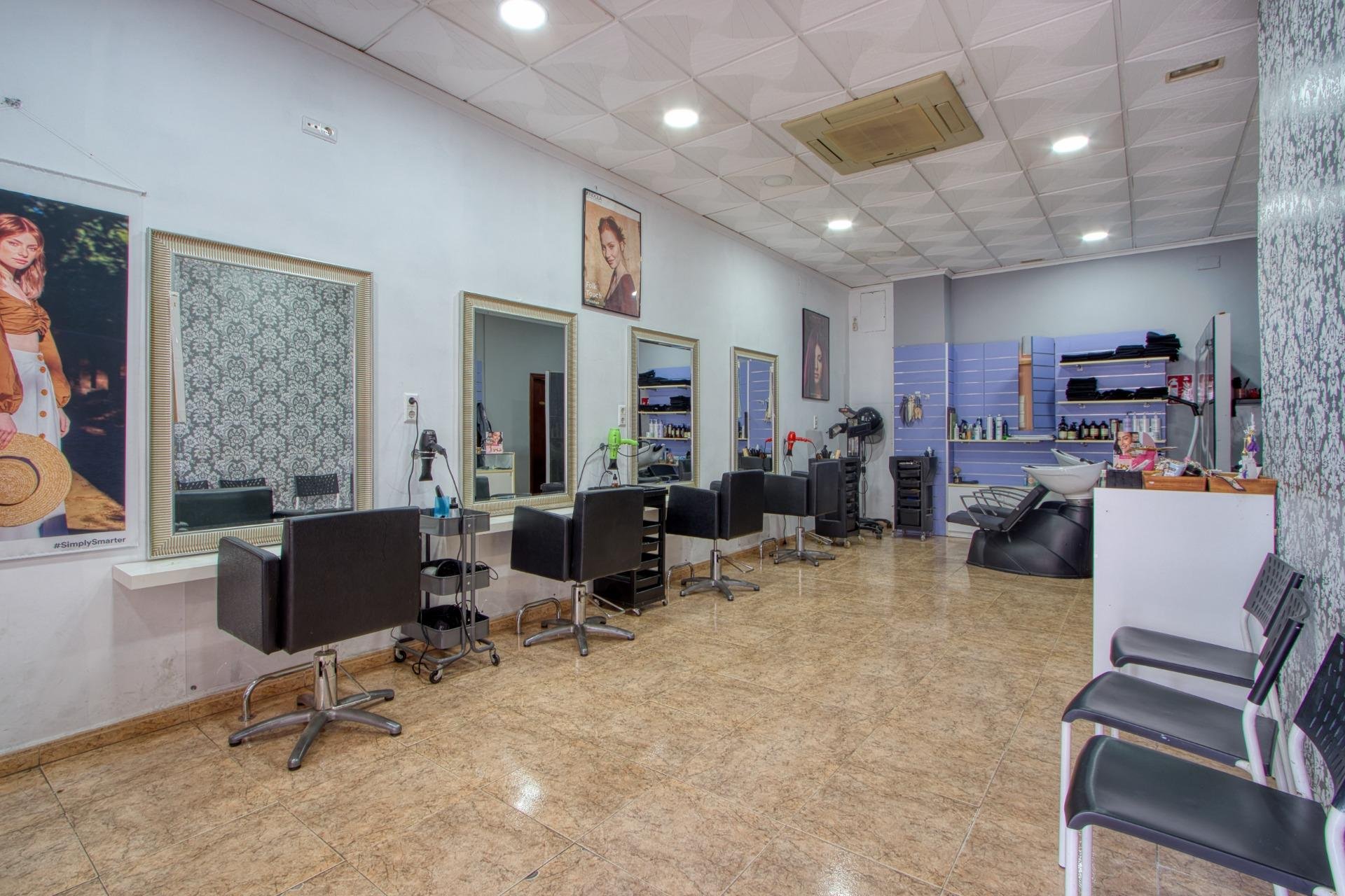 Resale - Commercial -
Torrevieja - La Mata