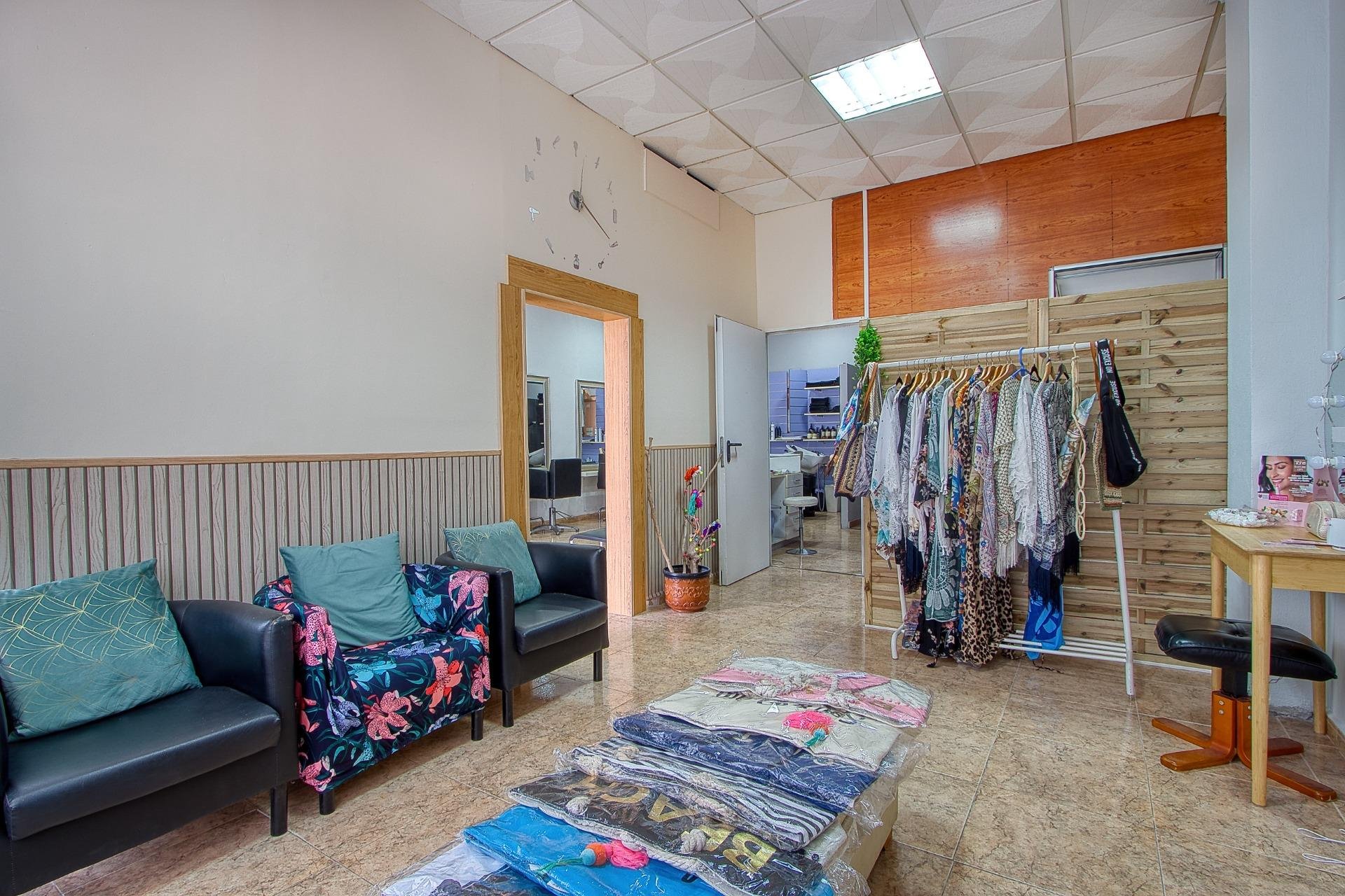 Resale - Commercial -
Torrevieja - La Mata