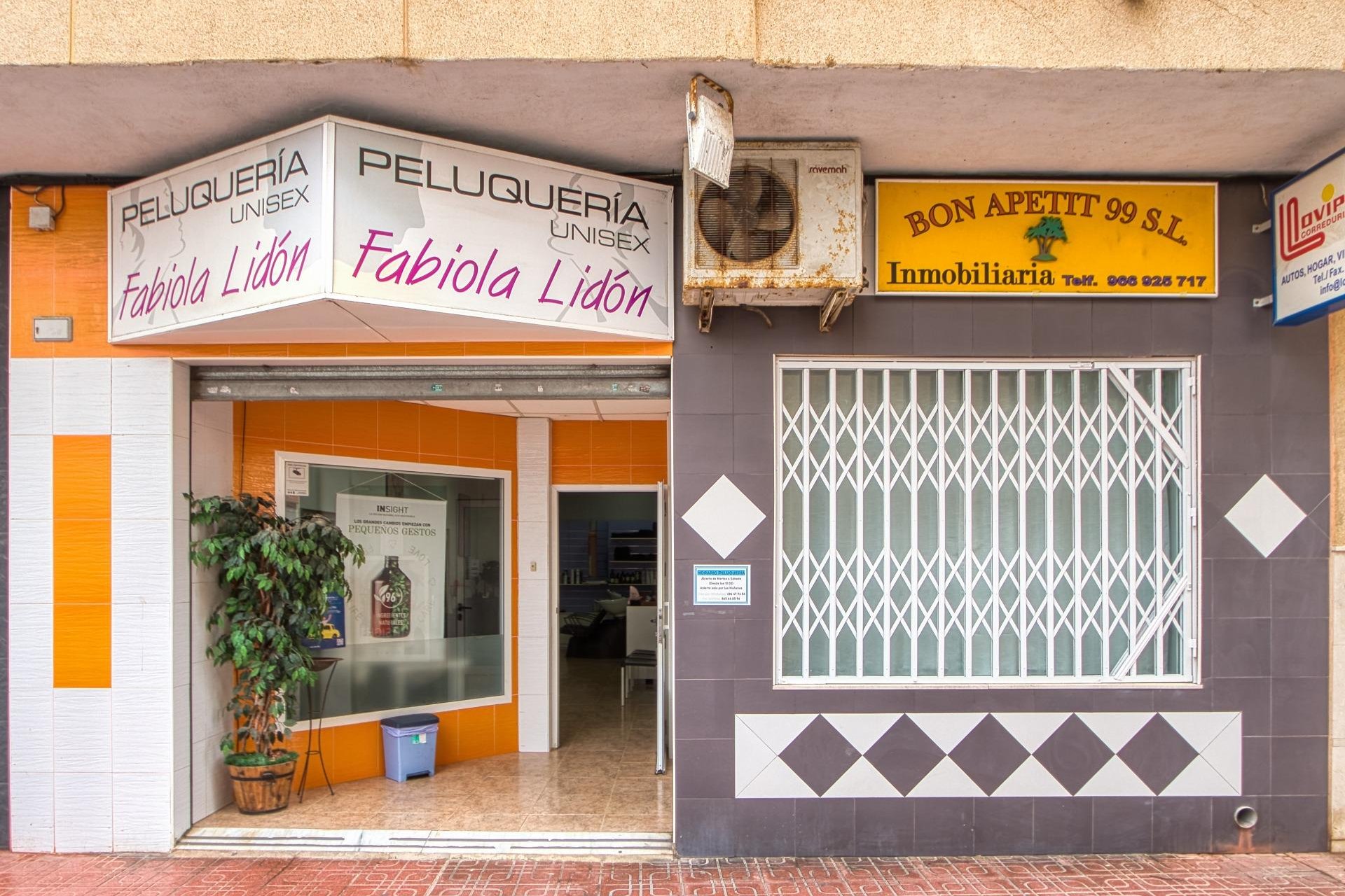 Resale - Commercial -
Torrevieja - La Mata