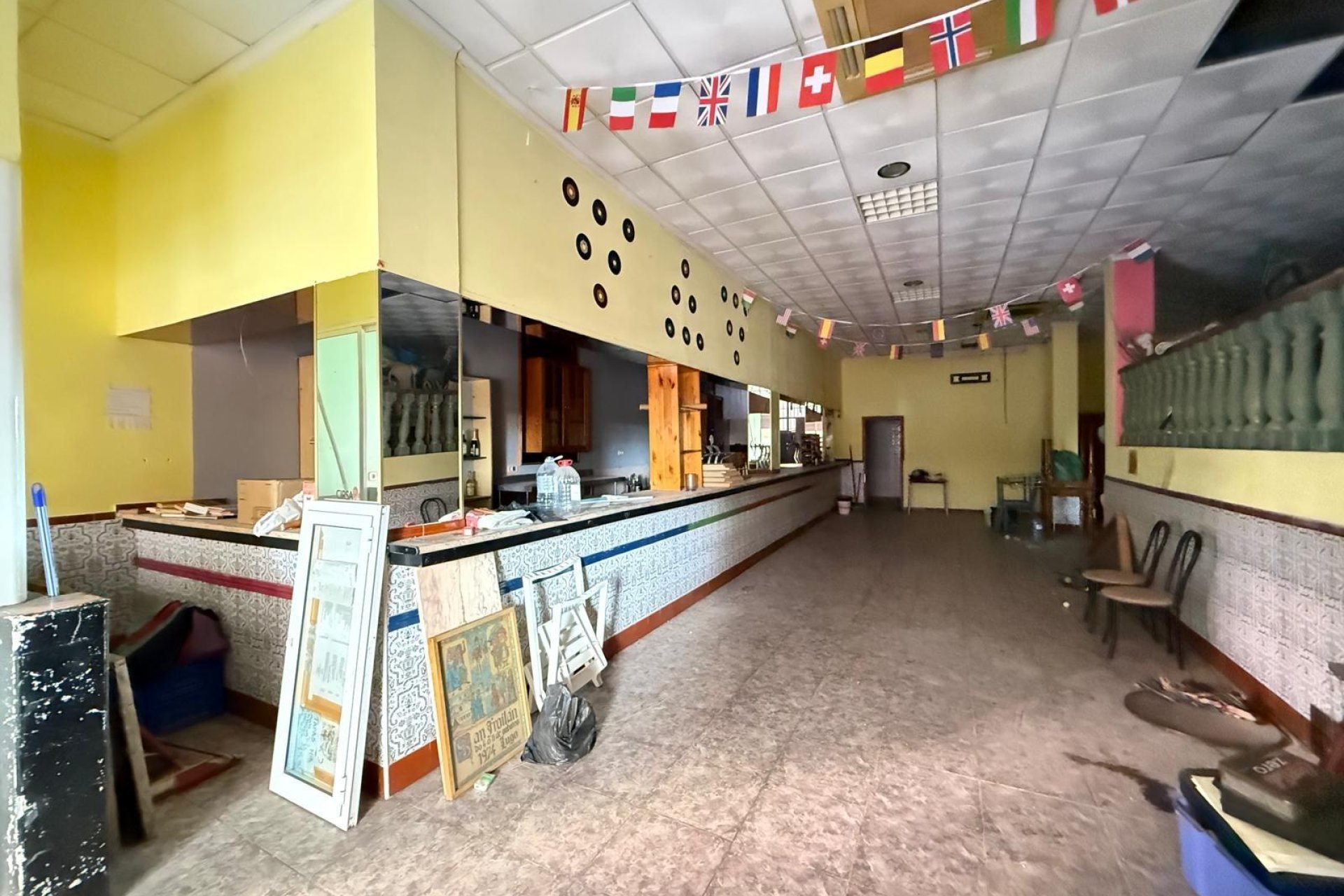 Resale - Commercial -
Torrevieja - Playa del Cura