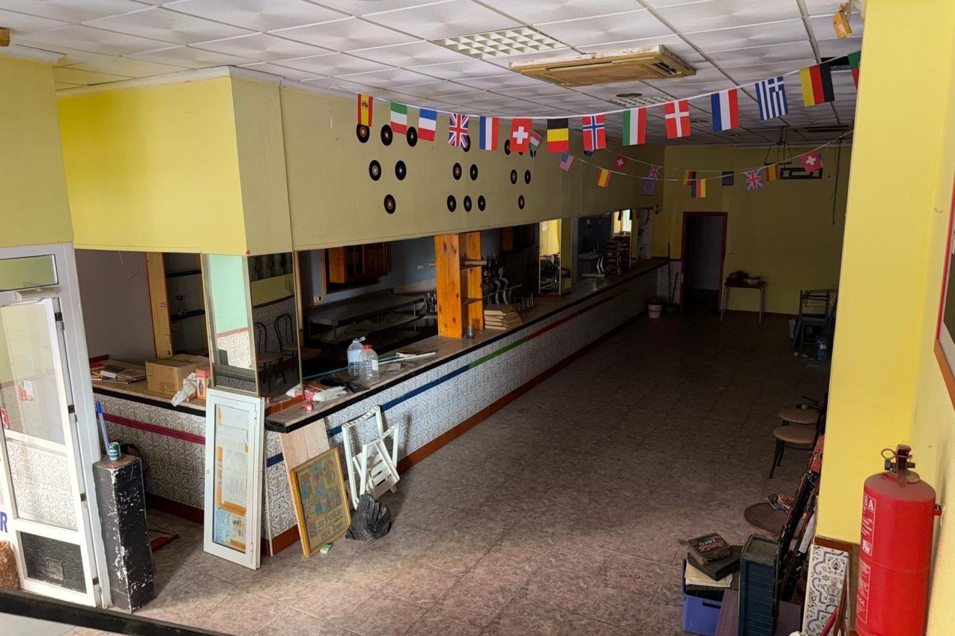 Resale - Commercial -
Torrevieja - Playa del Cura