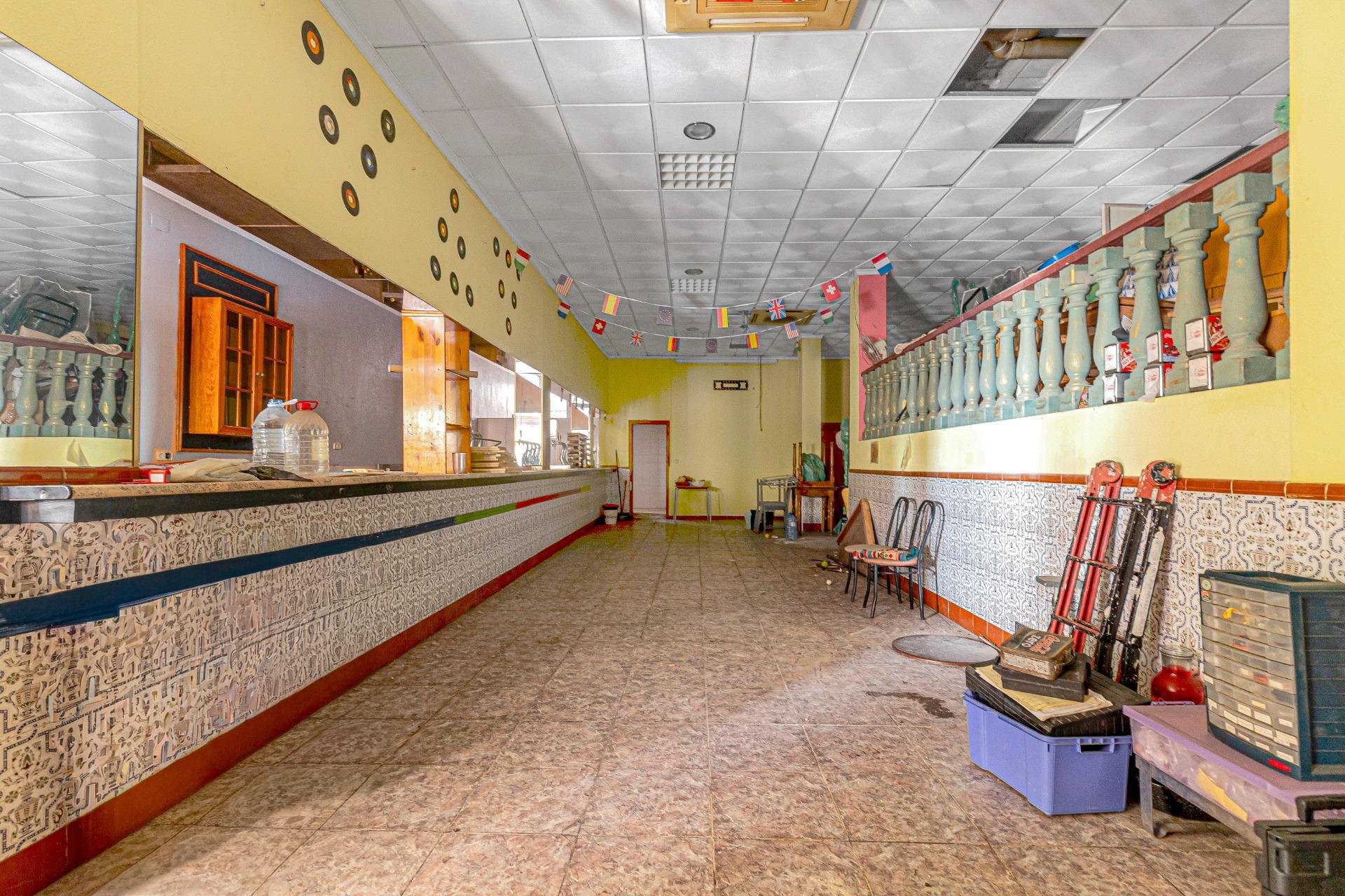 Resale - Commercial -
Torrevieja - Playa del Cura