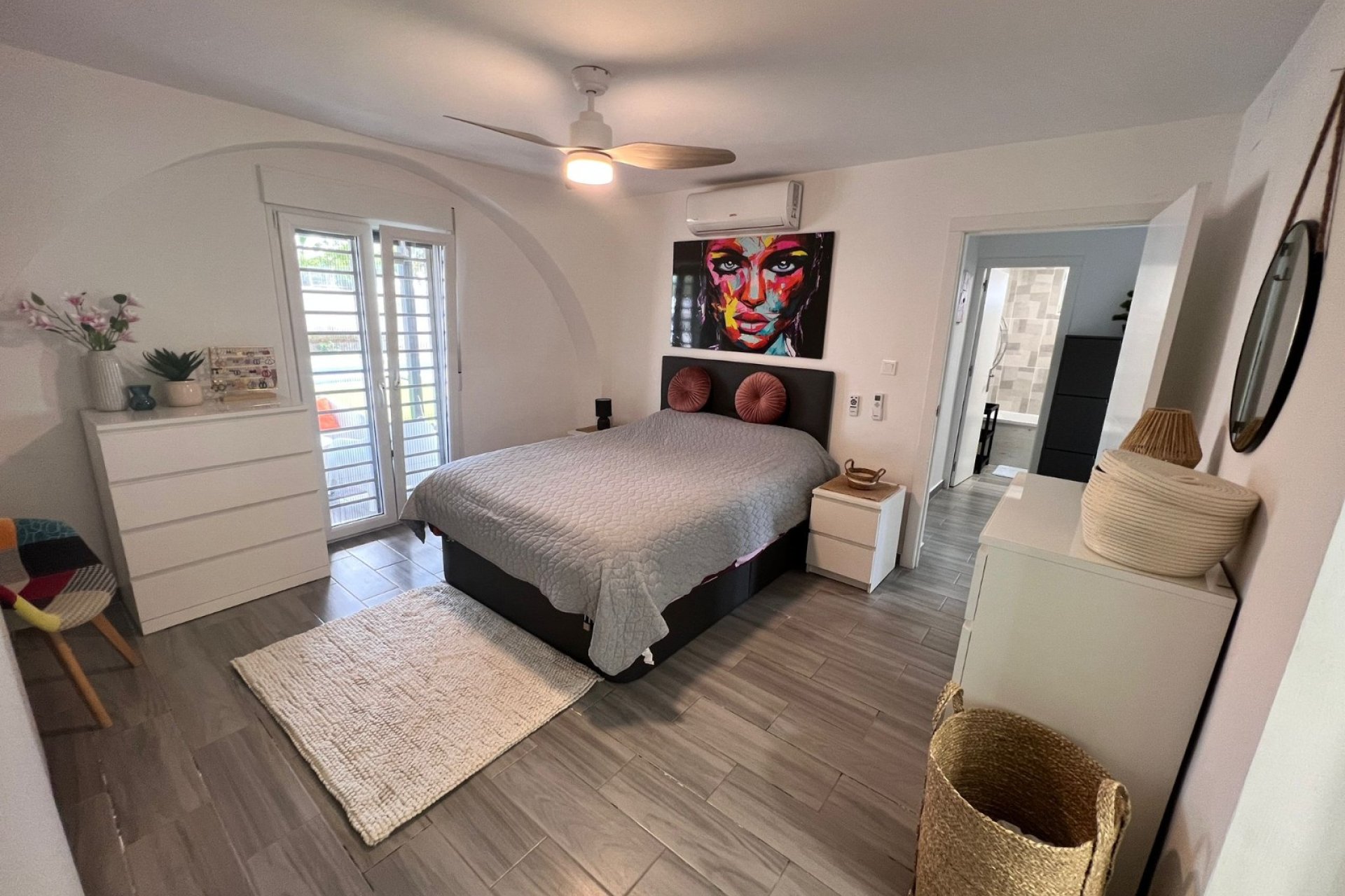 Resale - Country House -
Alicante - La Marina