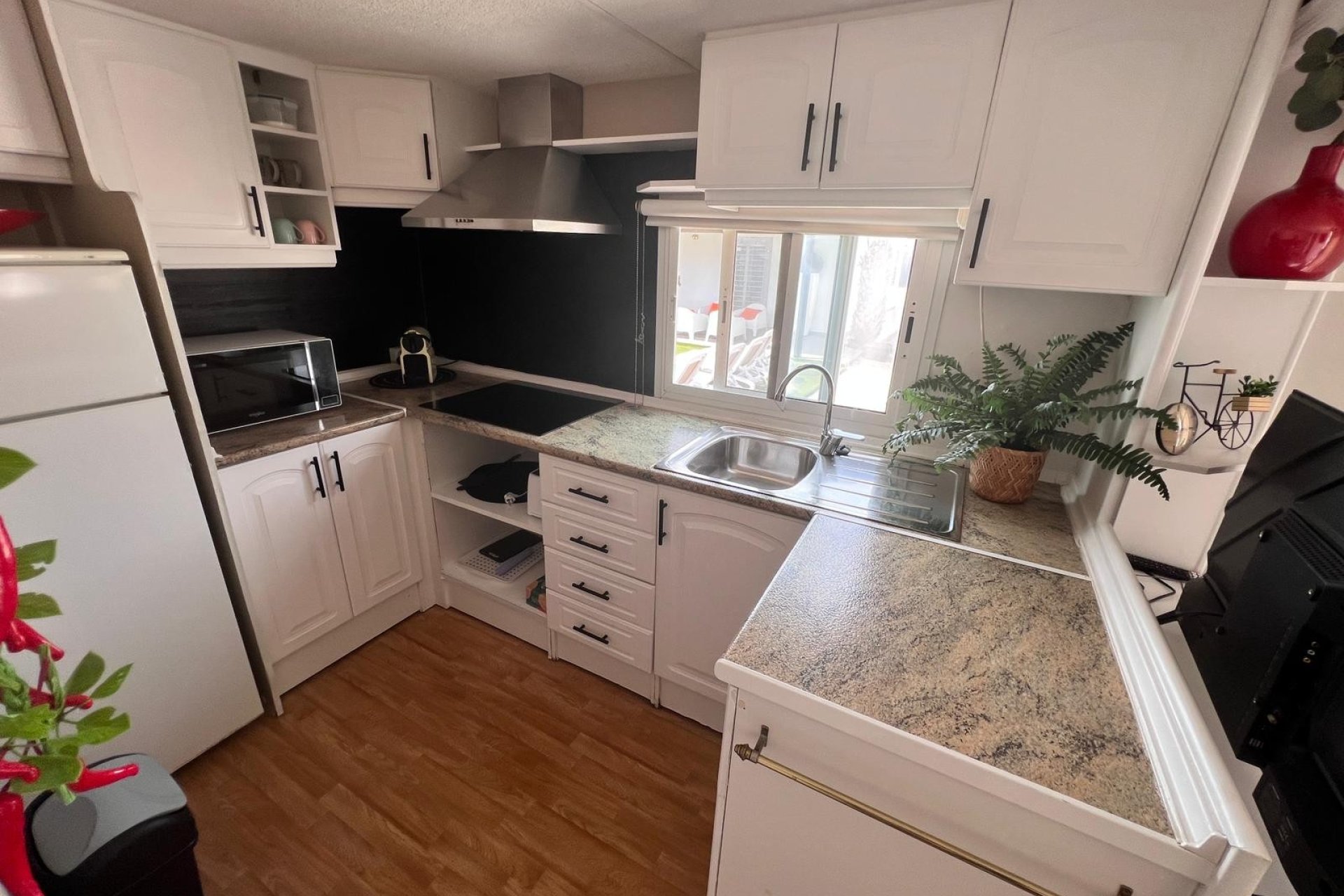 Resale - Country House -
Alicante - La Marina