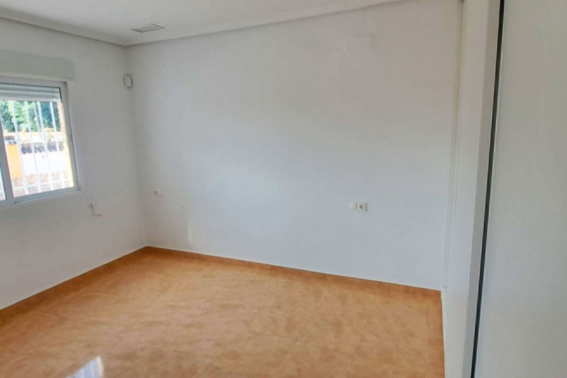 Resale - Country House -
Catral - Catral - Country