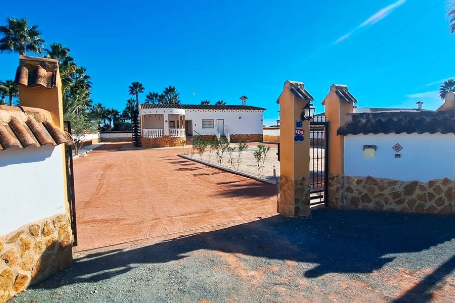 Resale - Country House -
Catral - Catral - Country