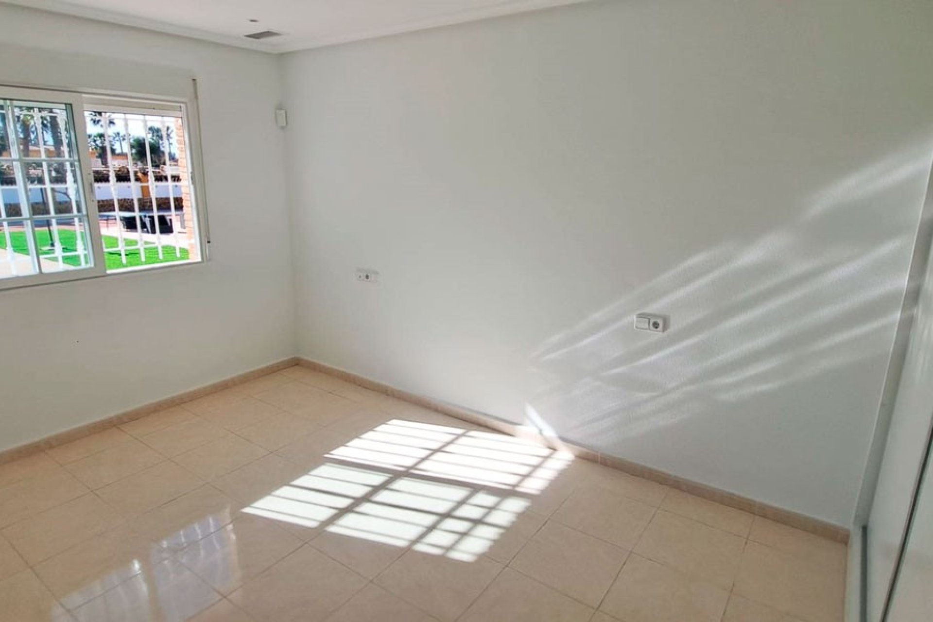 Resale - Country House -
Catral - Catral - Country