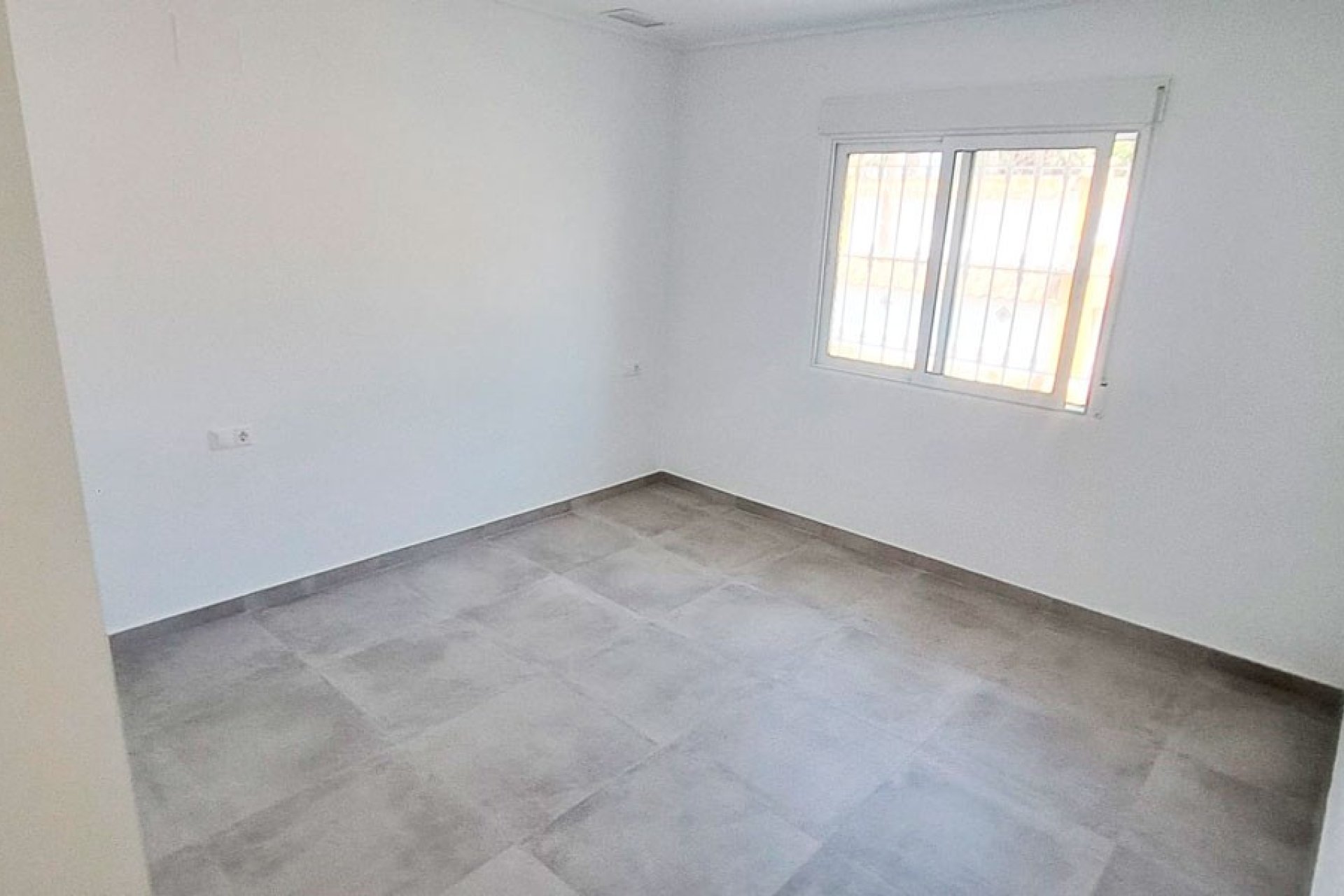Resale - Country House -
Catral - Catral - Country