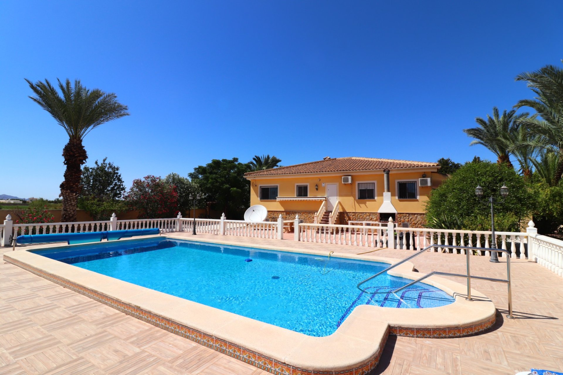Resale - Country House -
Catral - Catral - Country
