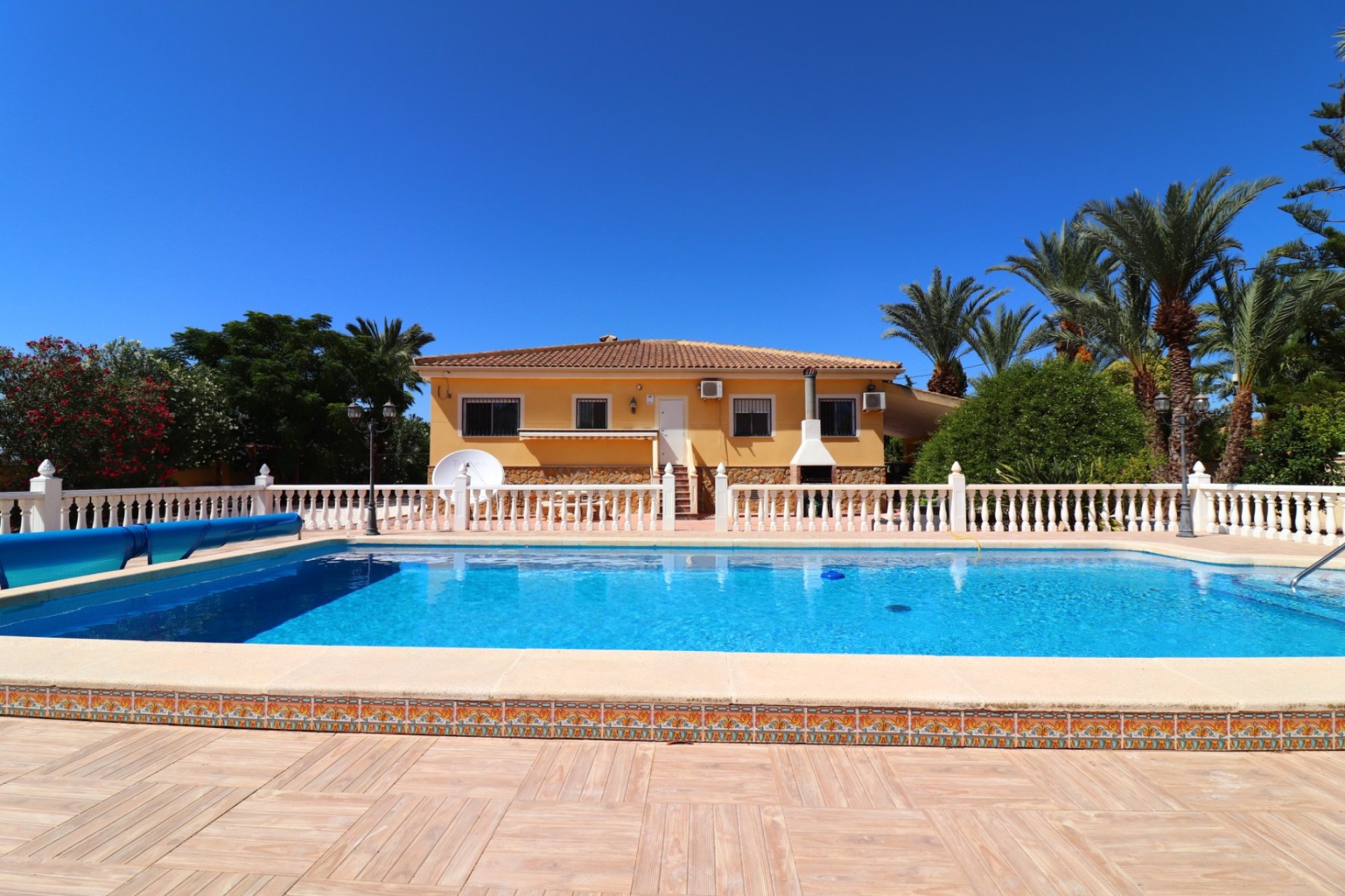 Resale - Country House -
Catral - Catral - Country