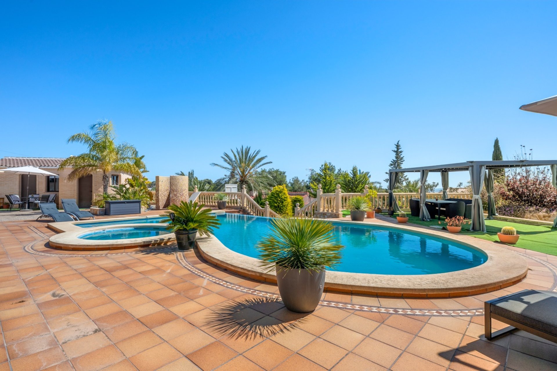 Resale - Country House -
Crevillente - Crevillente - Country