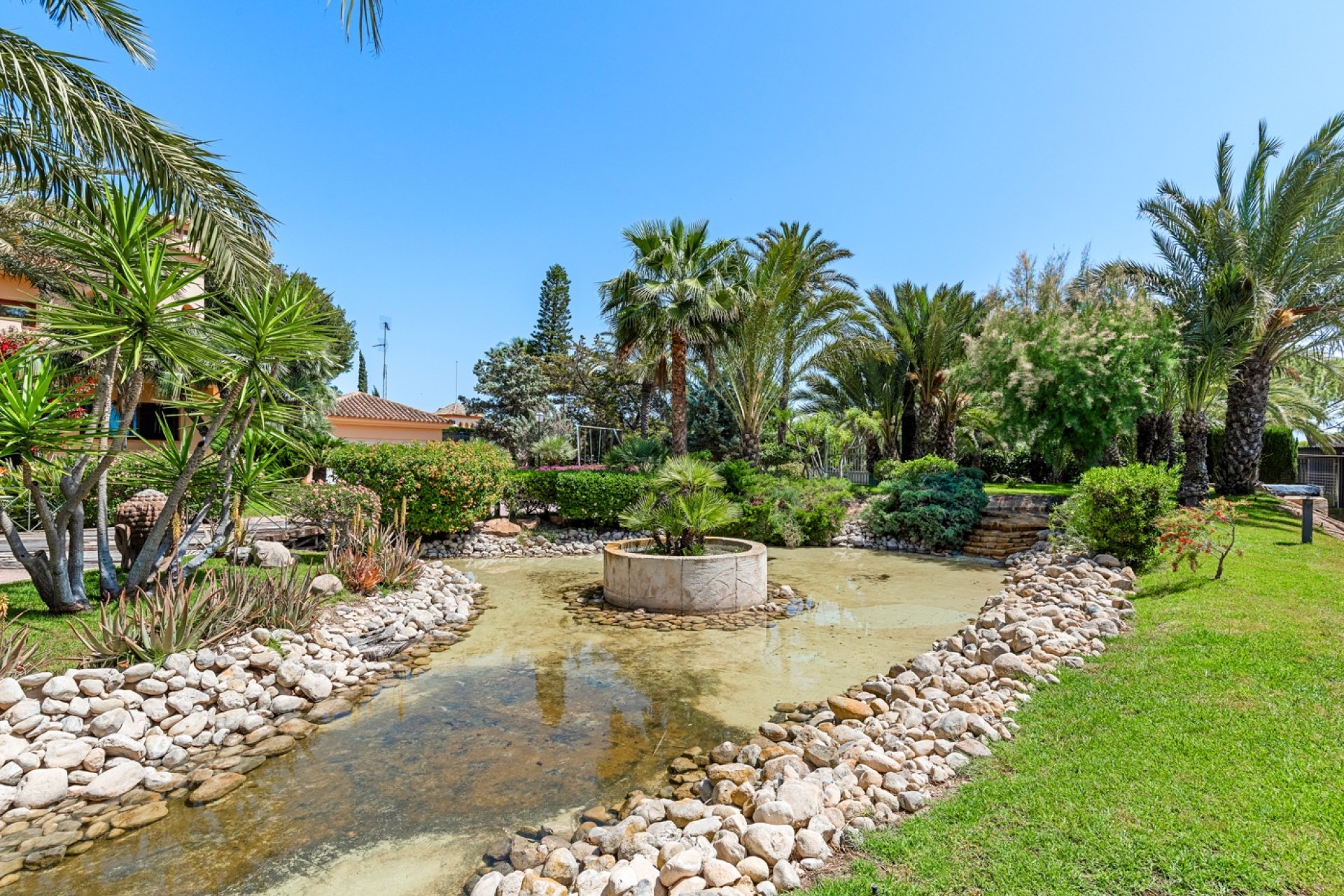 Resale - Country House -
Elche - Elche - Country