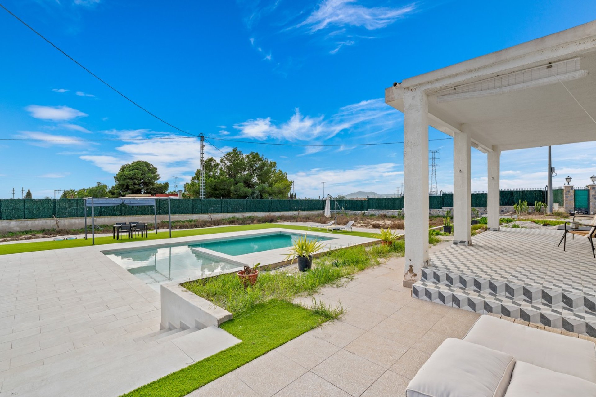 Resale - Country House -
Elche - Elche - Country