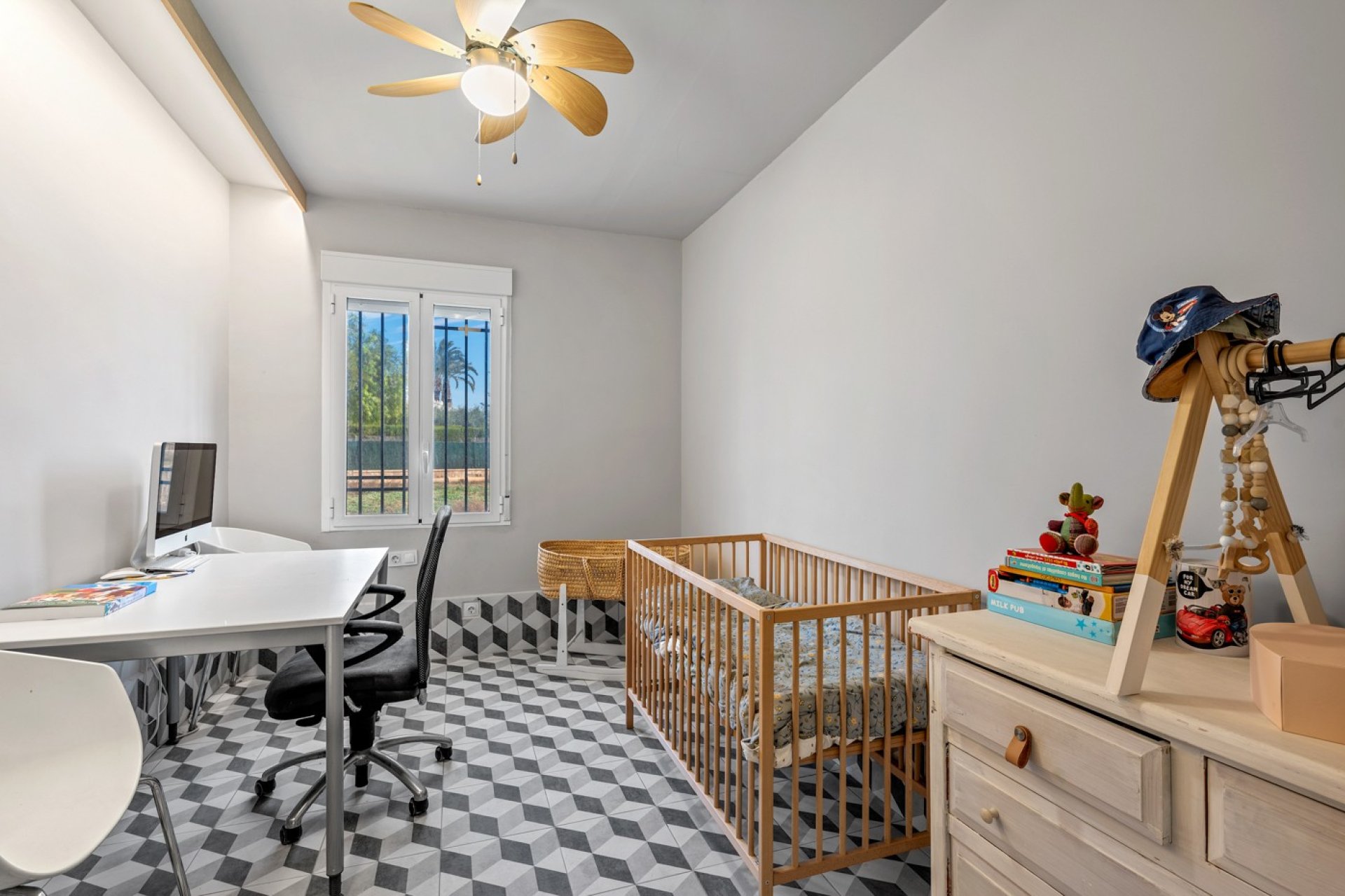 Resale - Country House -
Elche - Elche - Country