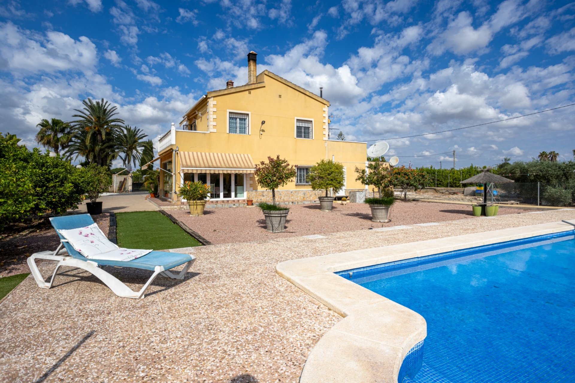 Resale - Country House -
Elche - Elche - La Hoya