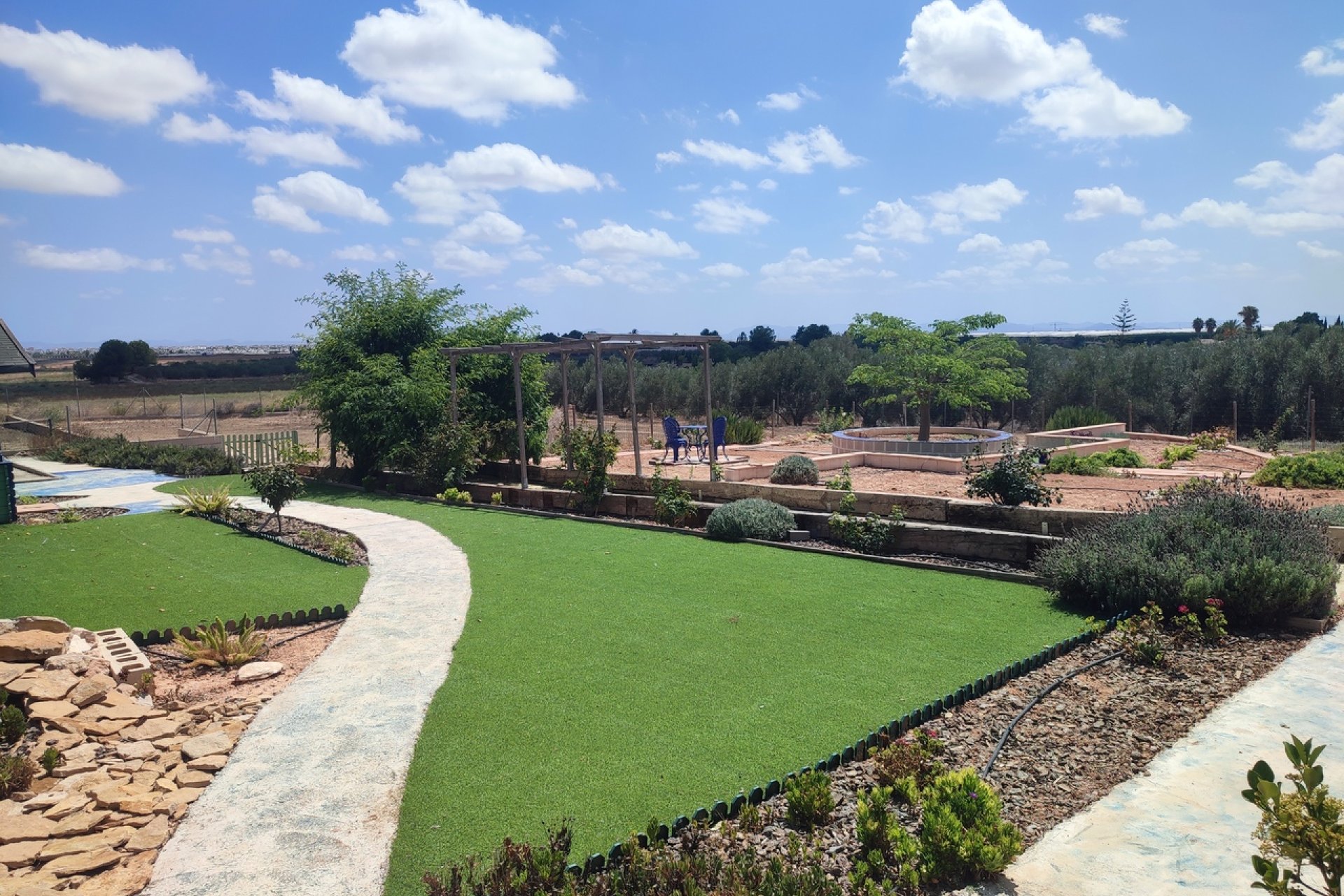 Resale - Country House -
Gea Y Truyols - Urb Lo Santiago