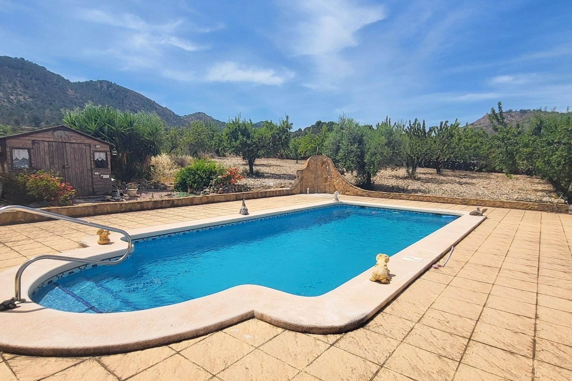Resale - Country House -
Hondon - Hondon de Las Nieves