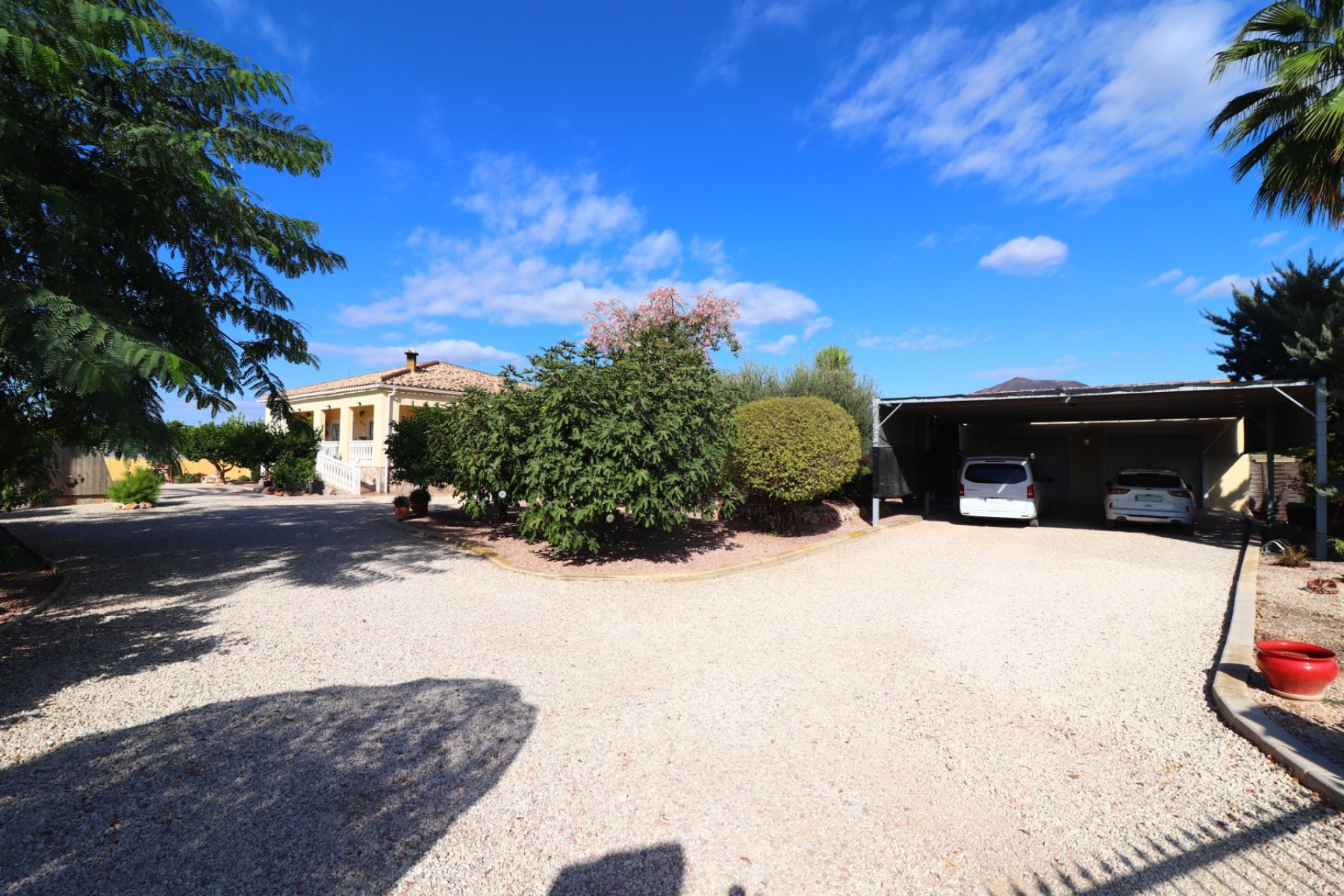 Resale - Country House -
Orihuela - La Campaneta