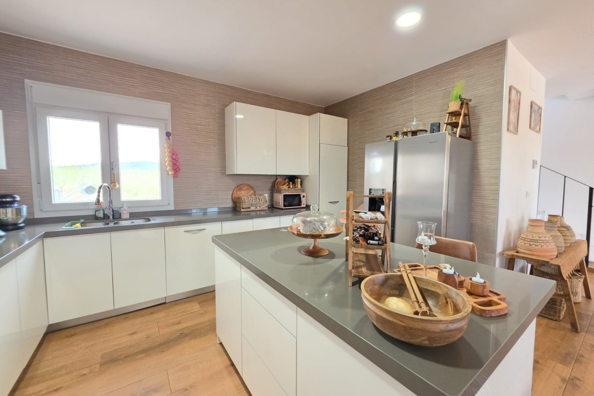 Resale - Country House -
Pinoso - Pinoso - Country