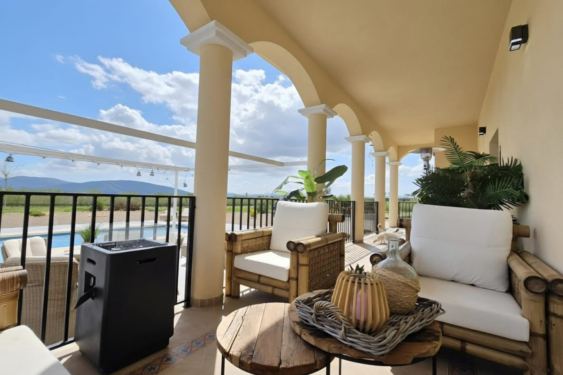 Resale - Country House -
Pinoso - Pinoso - Country