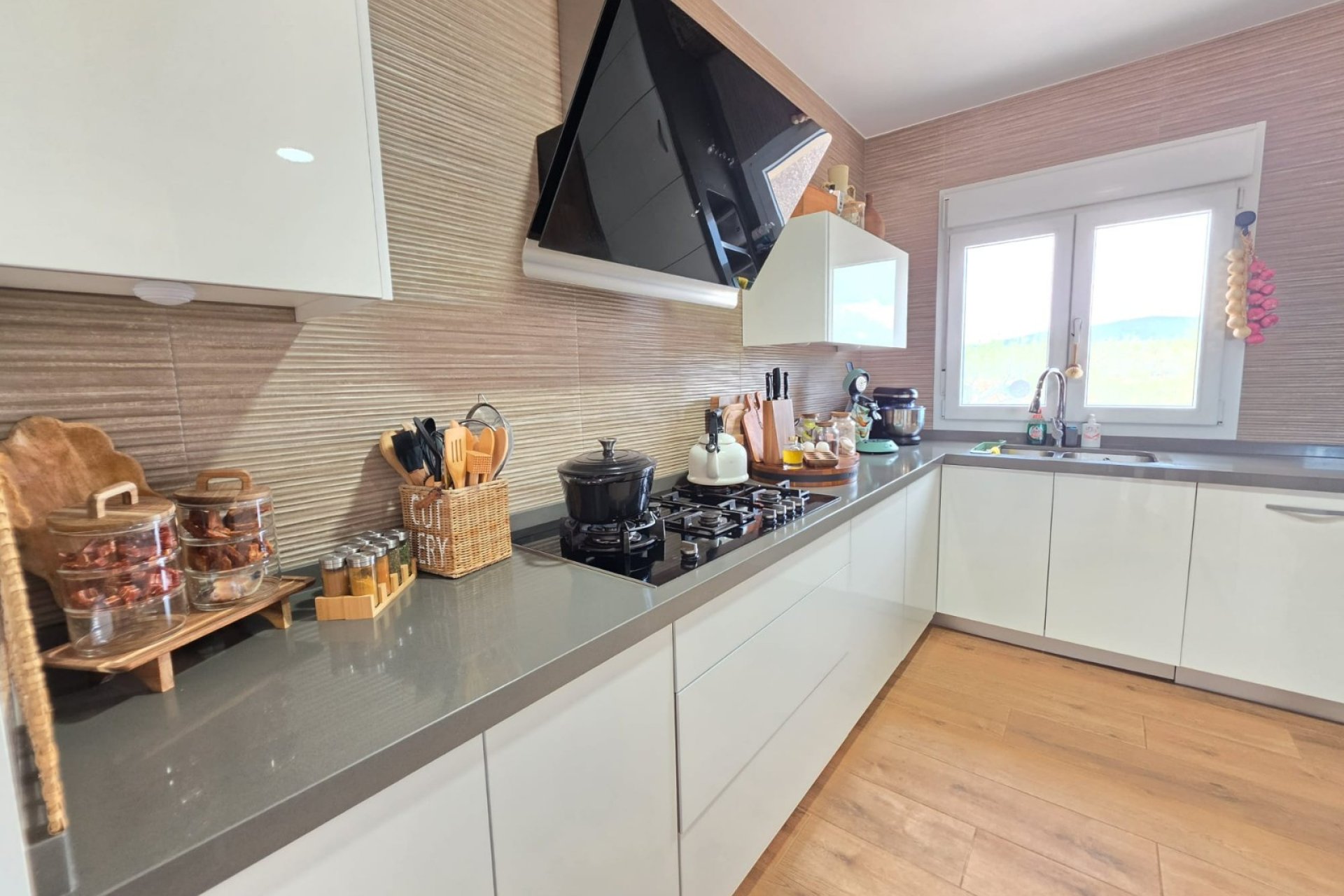 Resale - Country House -
Pinoso - Pinoso - Country