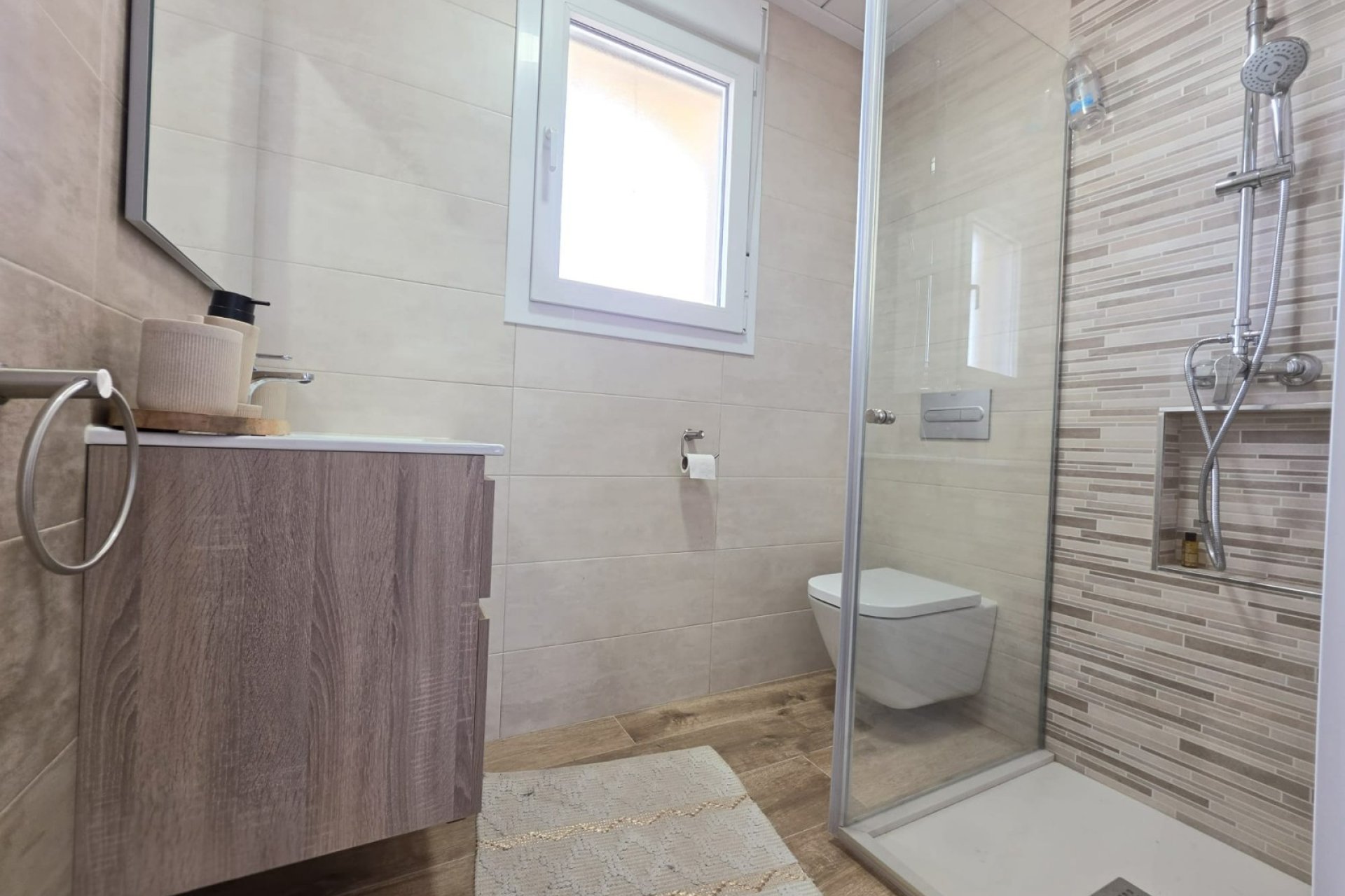 Resale - Country House -
Pinoso - Pinoso - Country