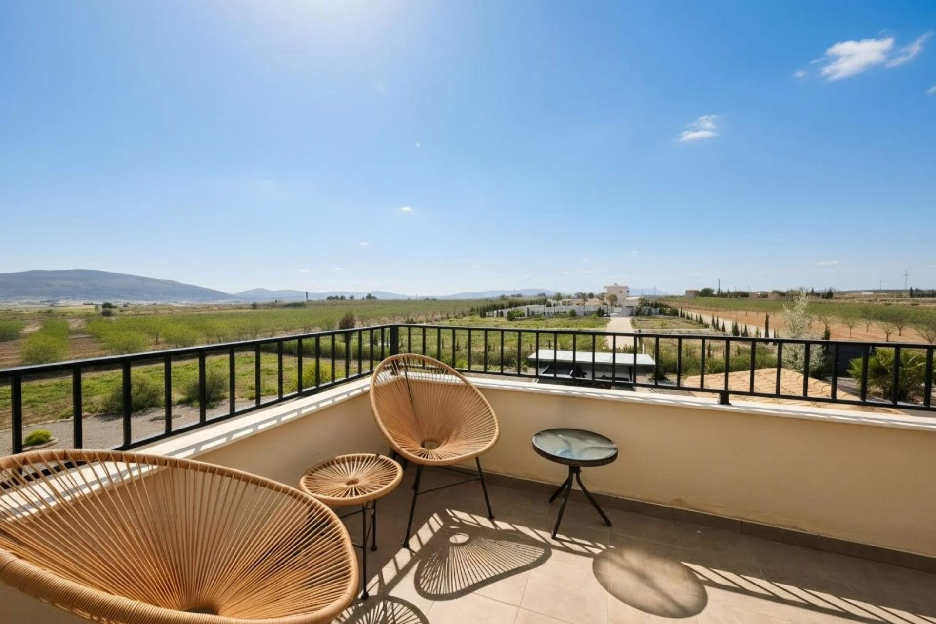 Resale - Country House -
Pinoso - Pinoso - Country