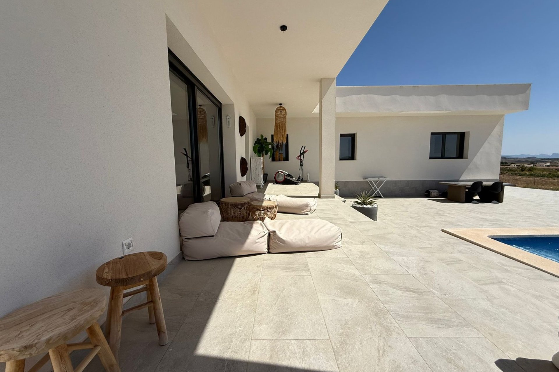 Resale - Country House -
Pinoso - Pinoso - Country