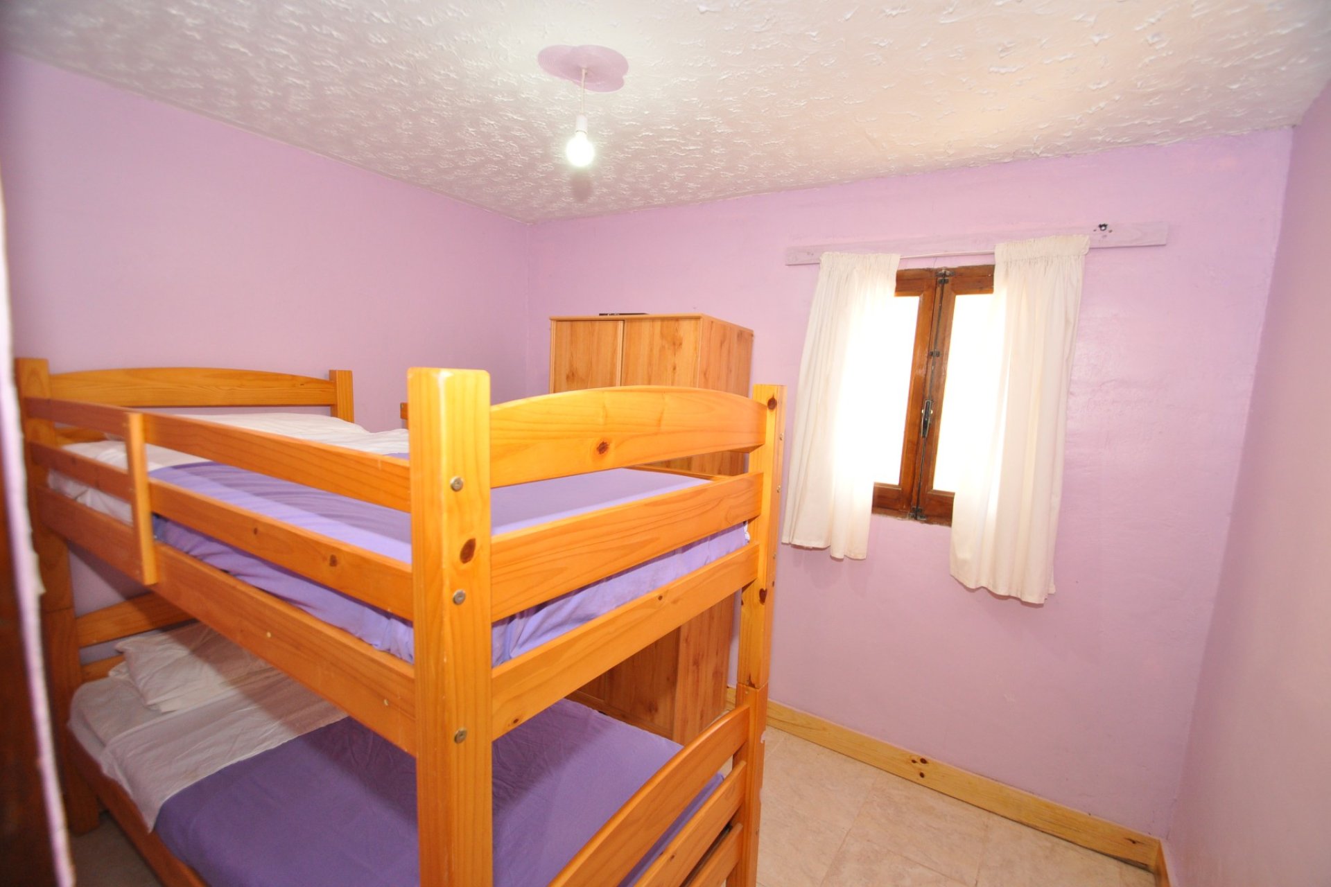 Resale - Country House -
Pinoso - Pinoso - Town
