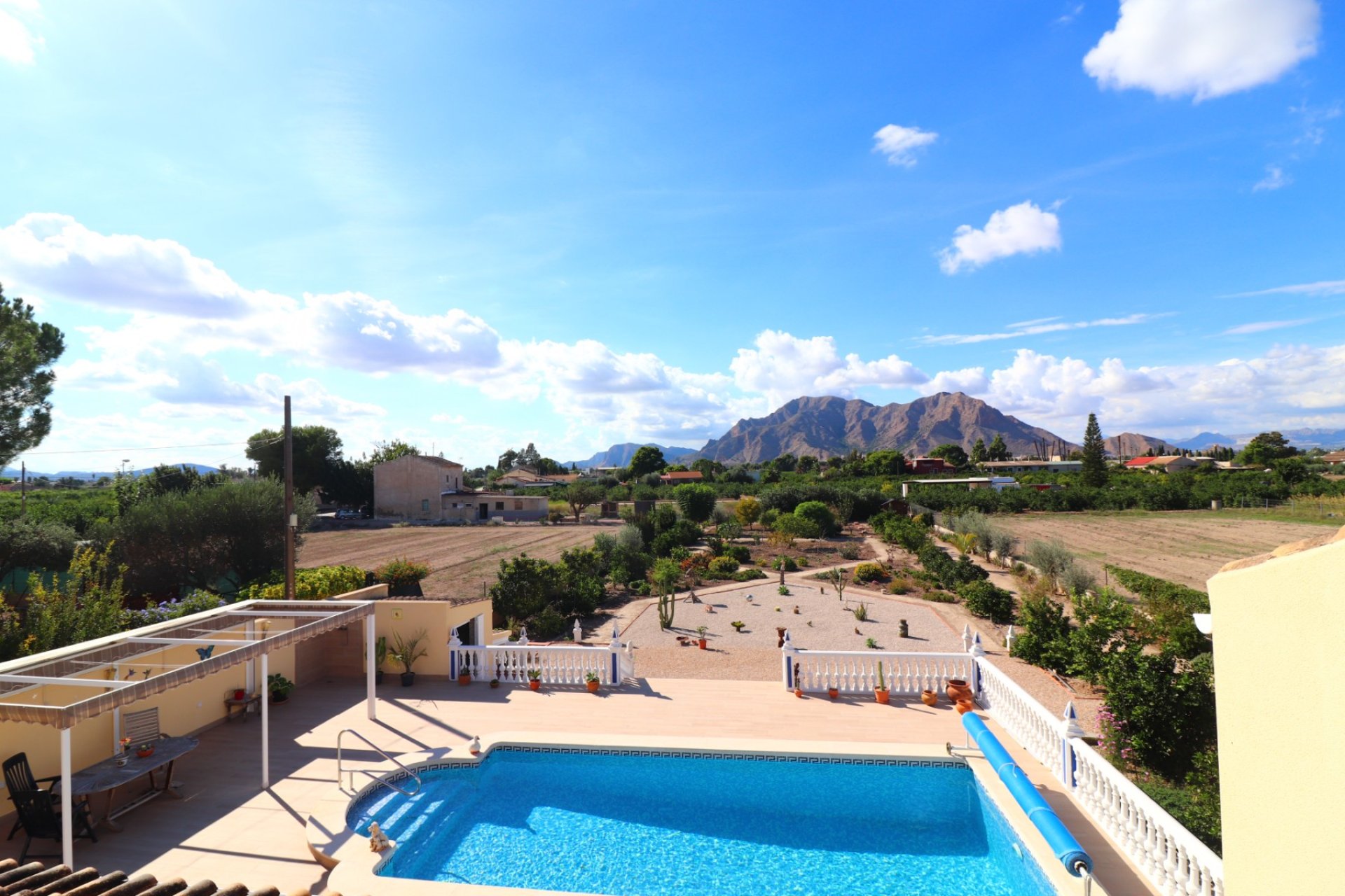 Resale - Country House -
Rafal - El Mudamiento