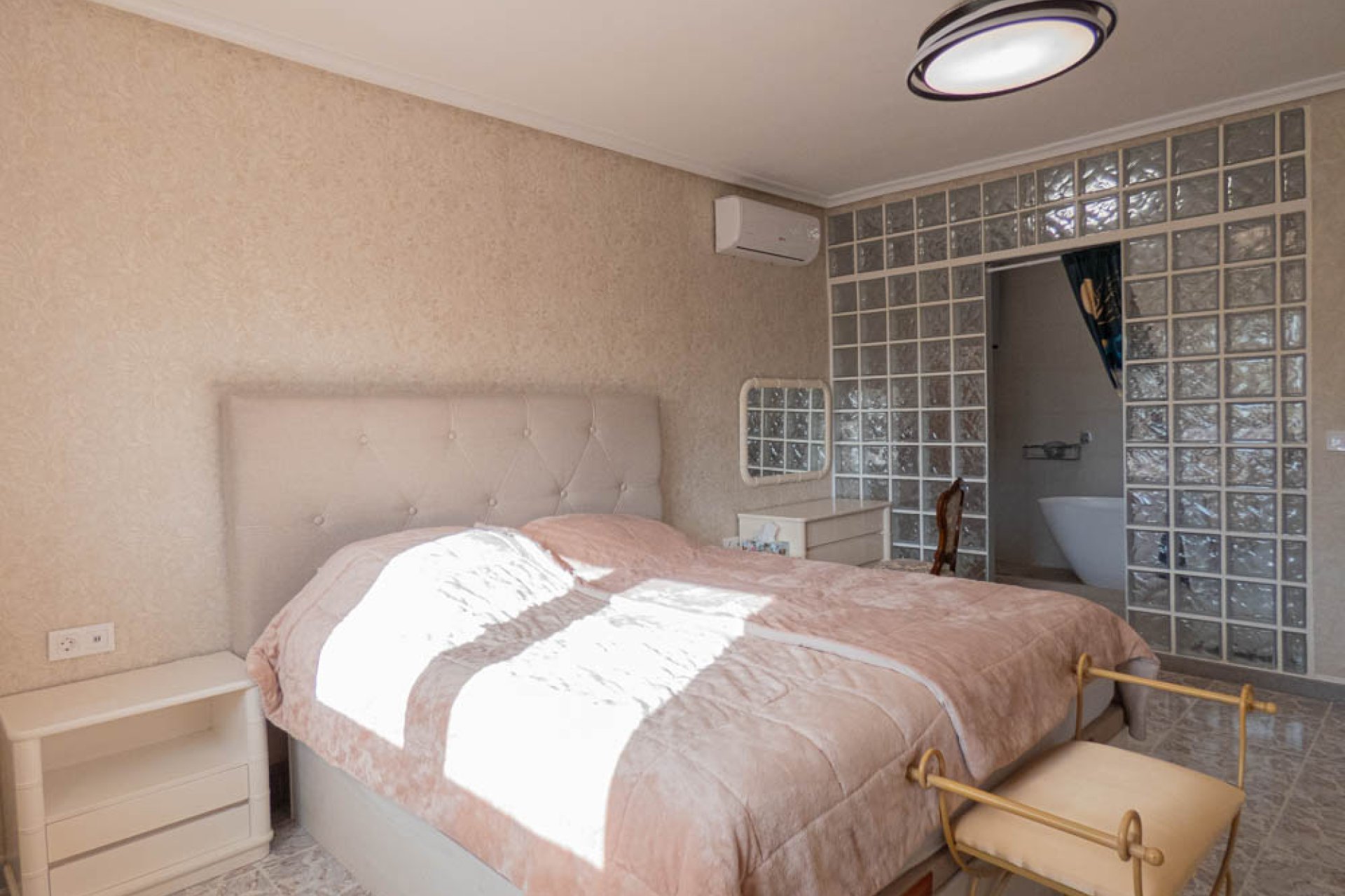 Resale - Country House -
San Miguel de Salinas - San Miguel - Country