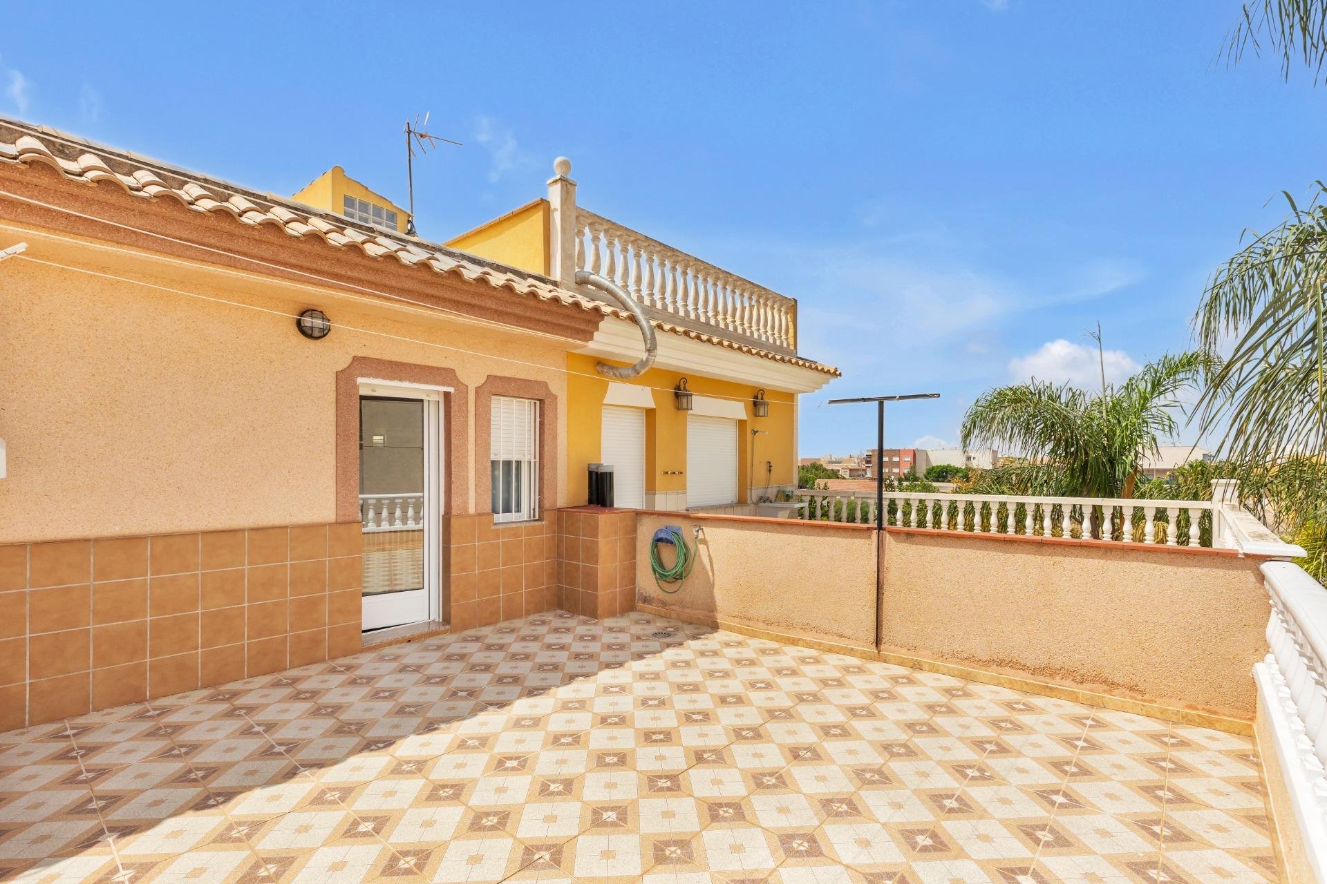 Resale - Duplex -
Los Alcázares - Centro