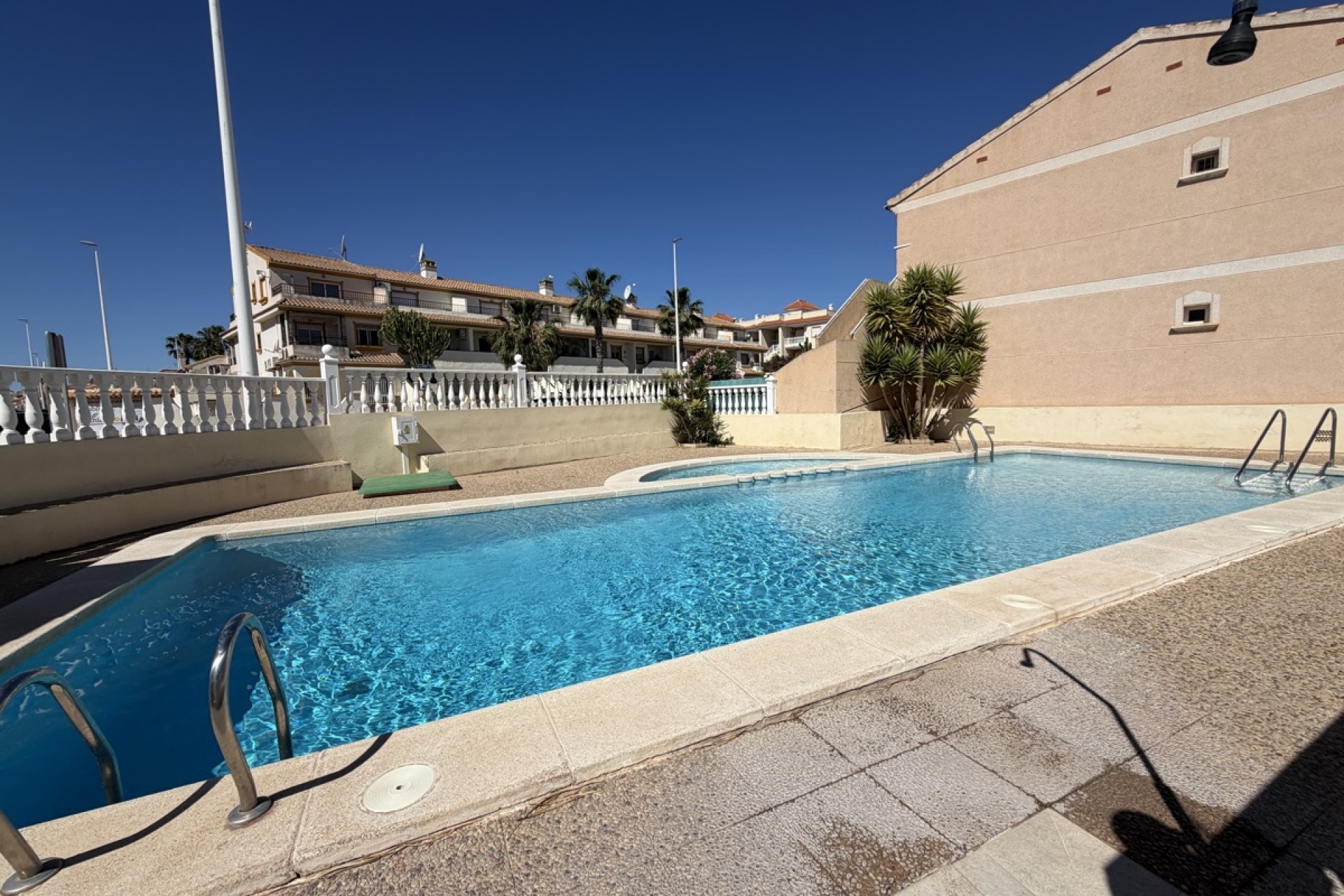 Resale - Duplex -
Orihuela Costa - La Zenia