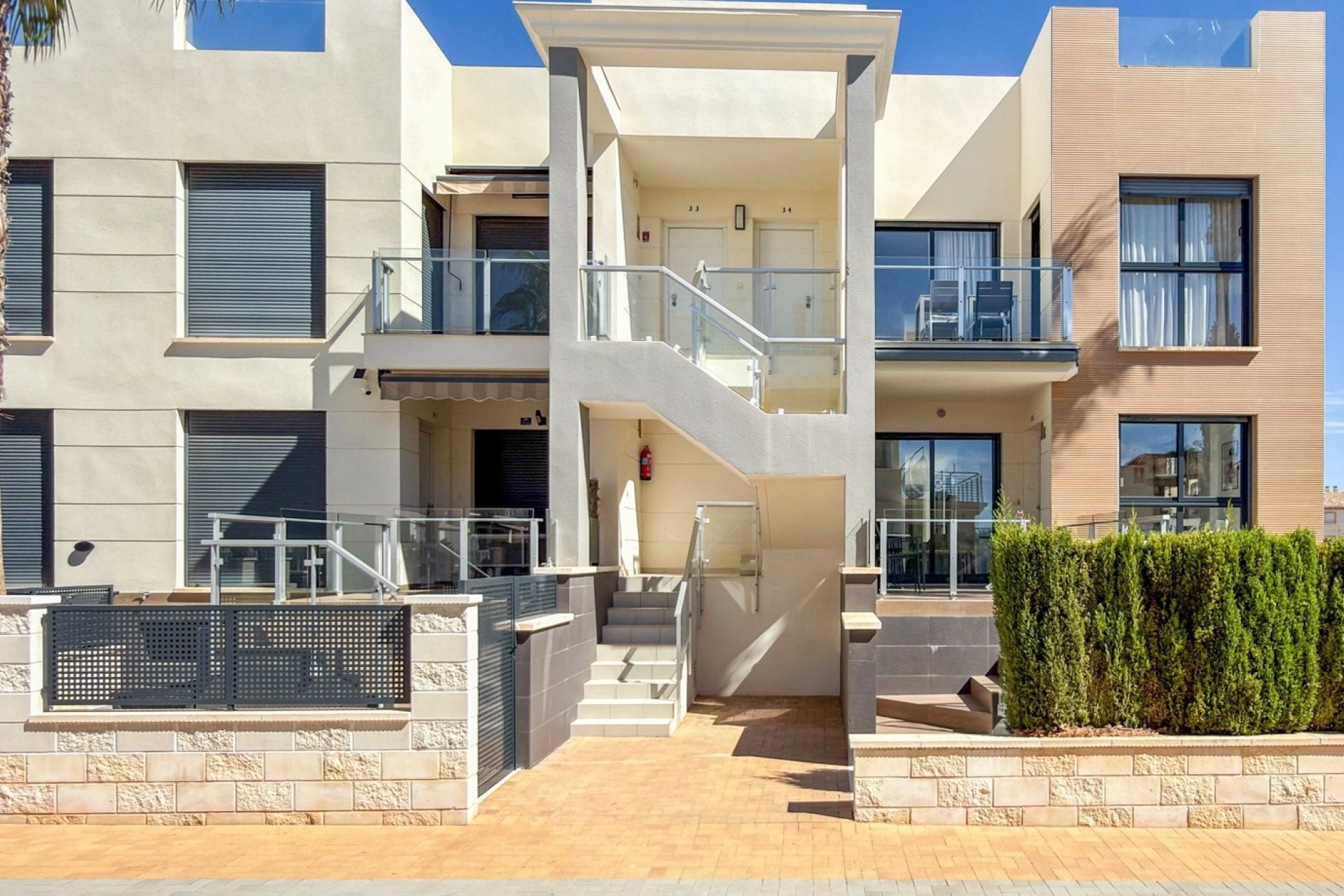 Resale - Duplex -
Orihuela Costa - La Zenia