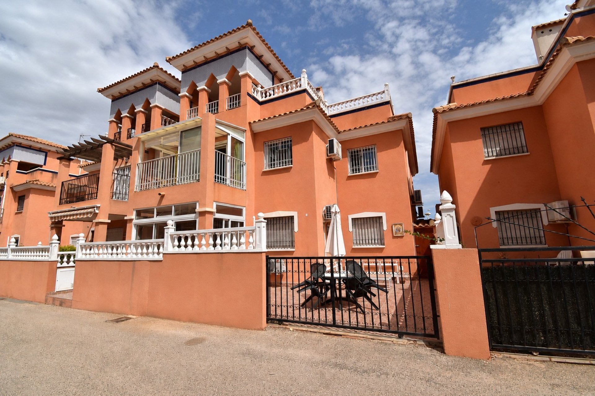 Resale - Duplex -
Orihuela Costa - Playa Flamenca