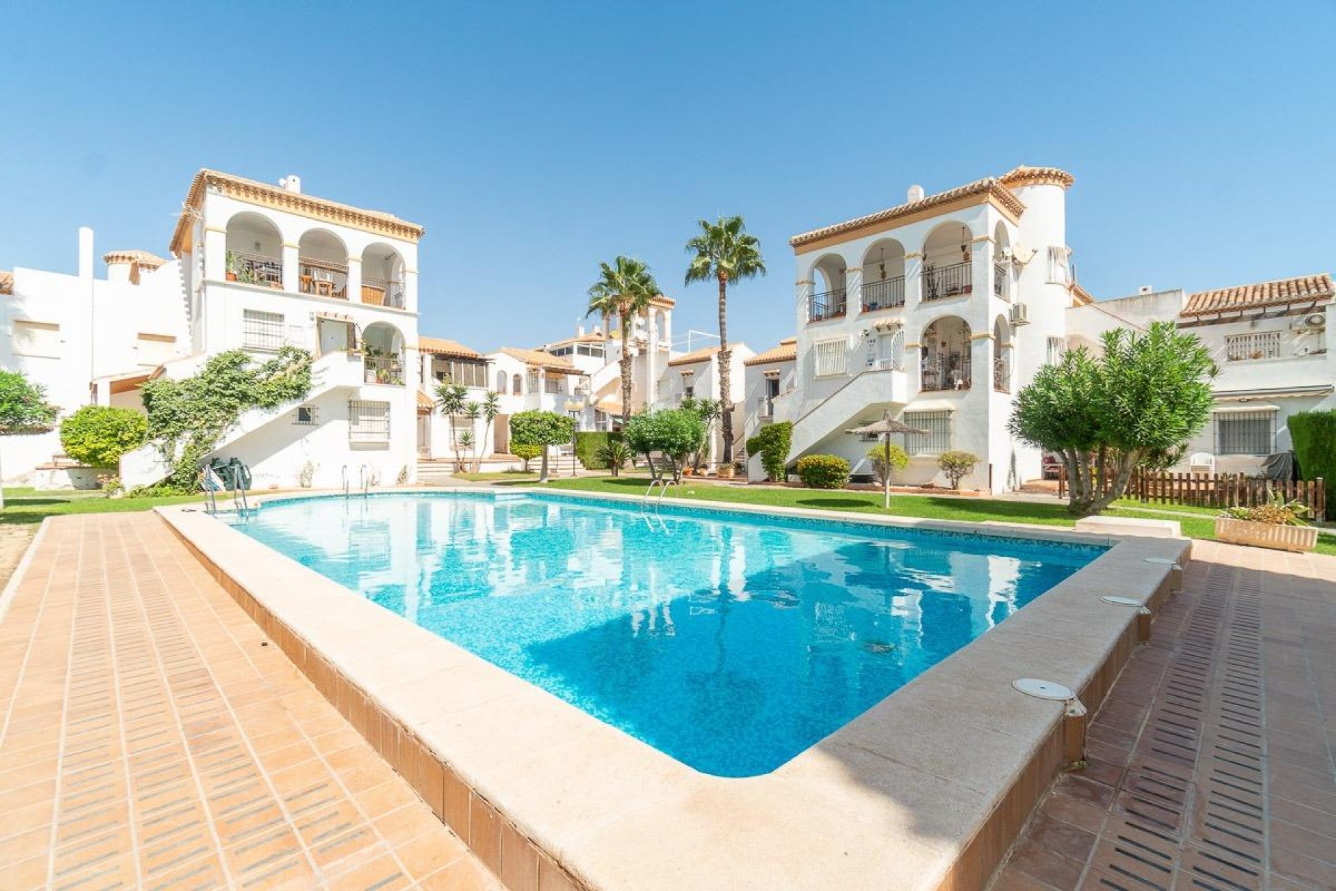 Resale - Duplex -
Orihuela Costa - Playa Flamenca
