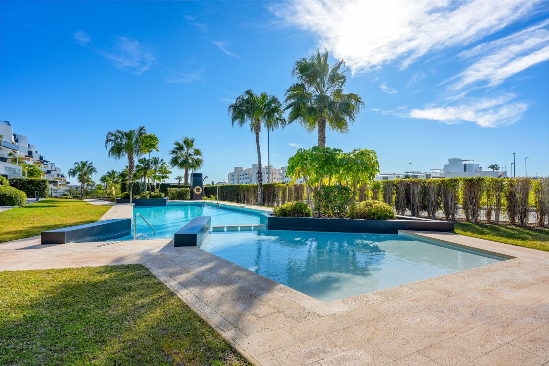 Resale - Duplex -
Orihuela Costa - Villamartin