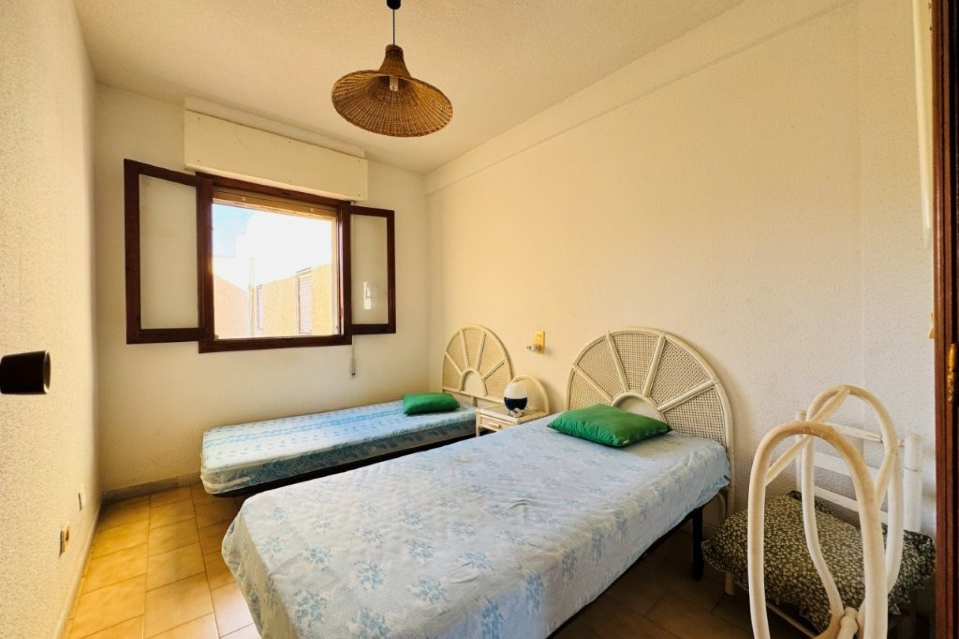 Resale - Duplex -
Torrevieja - La Mata