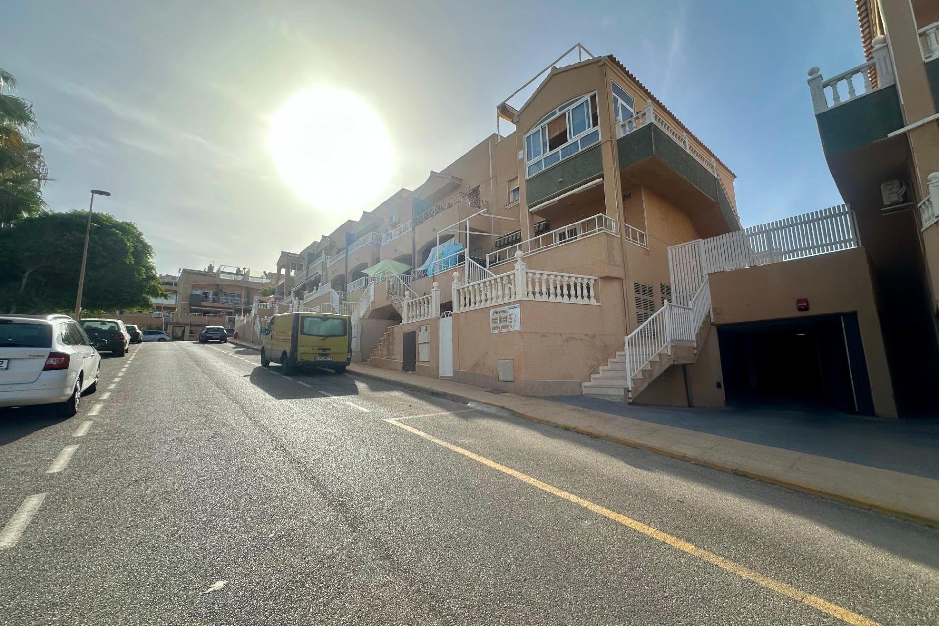 Resale - Garage -
Torrevieja - Cabo cervera