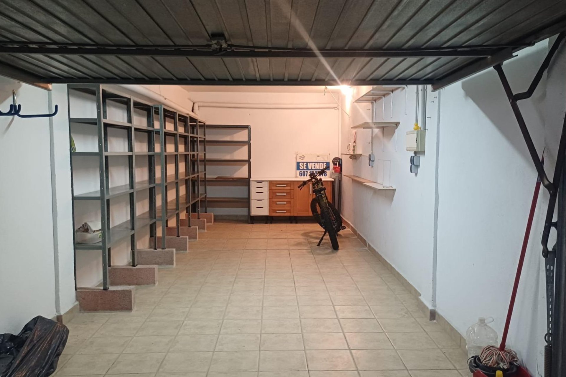Resale - Garage -
Torrevieja - La Mata