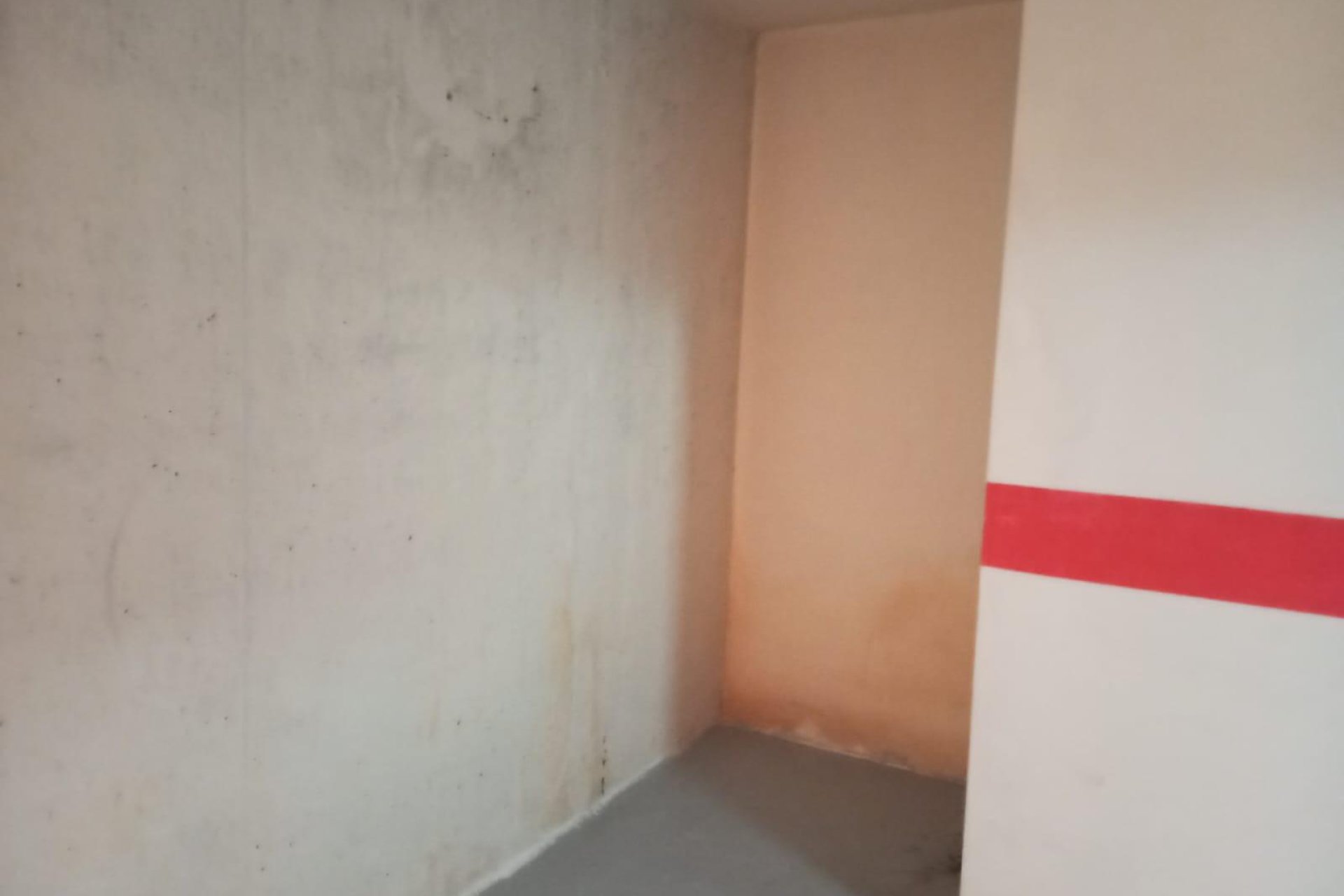 Resale - Garage -
Torrevieja - La Mata