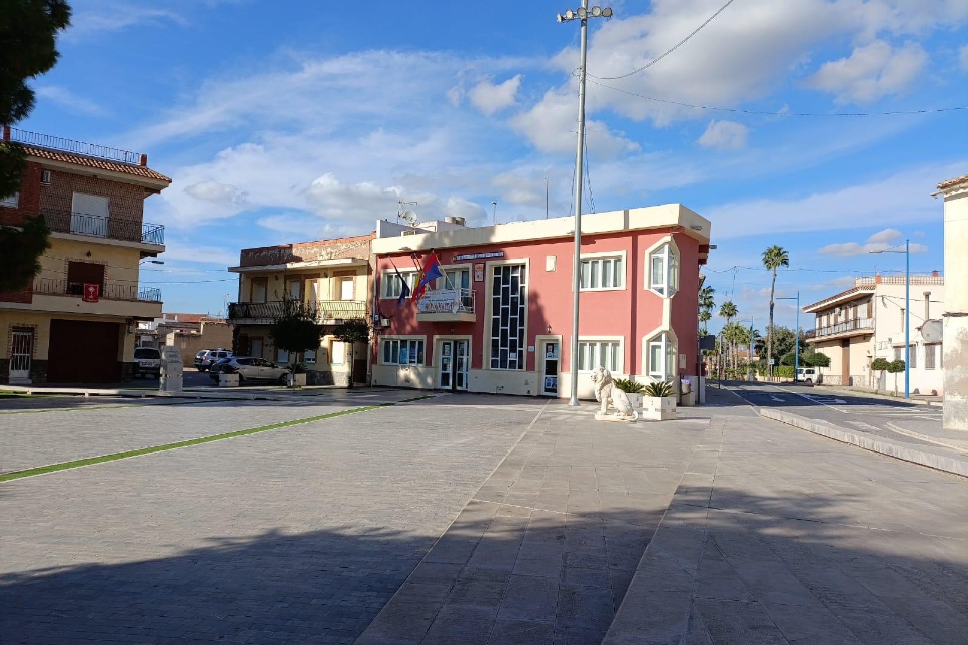 Resale - Local -
Benferri - PLAZA DE LA CONSTITUCION