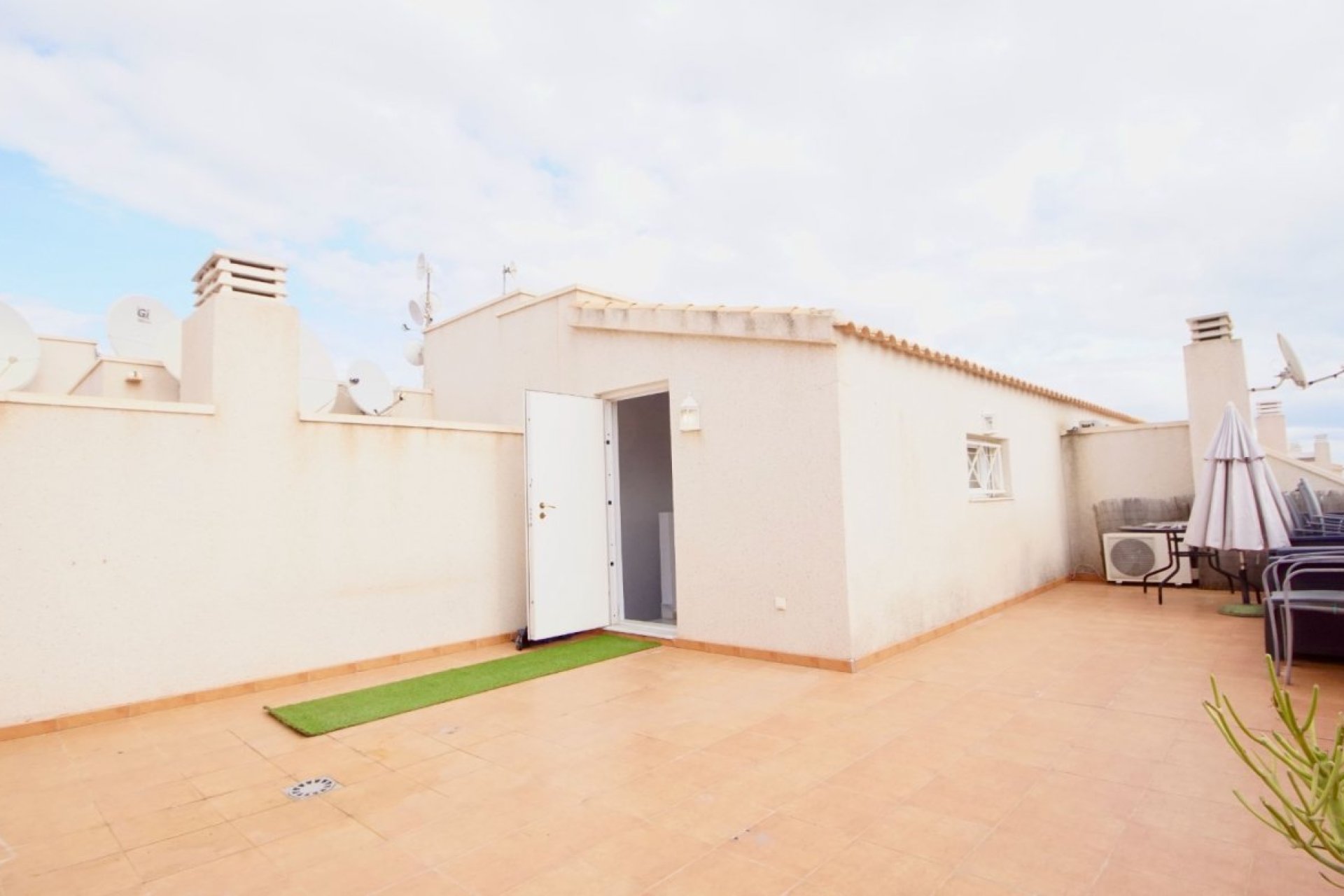 Resale - Penthouse -
Orihuela Costa - Playa Flamenca