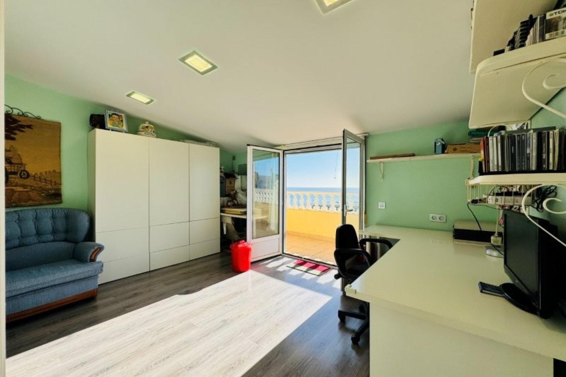 Resale - Penthouse -
Torrevieja - Alanis