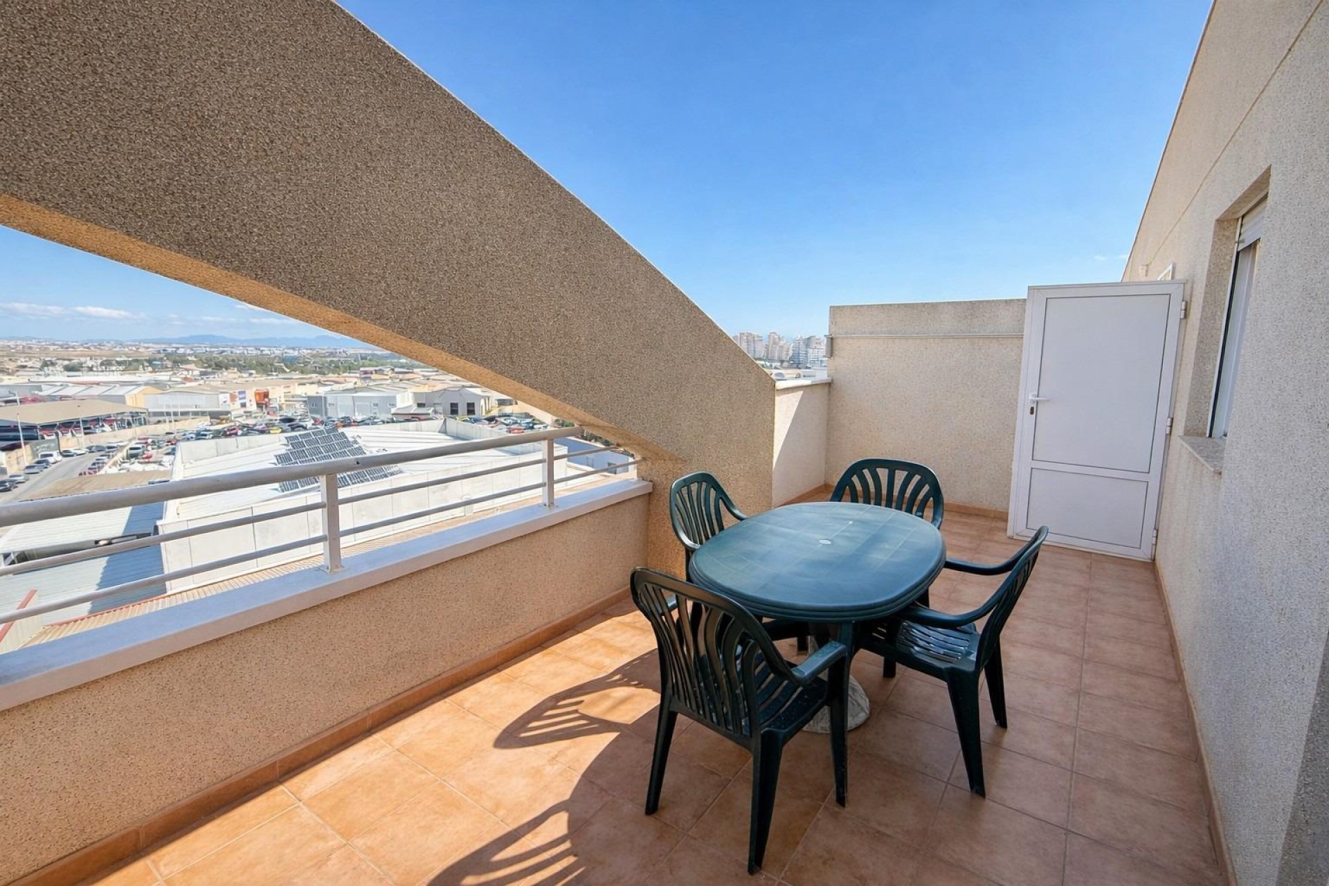 Resale - Penthouse -
Torrevieja - Centro