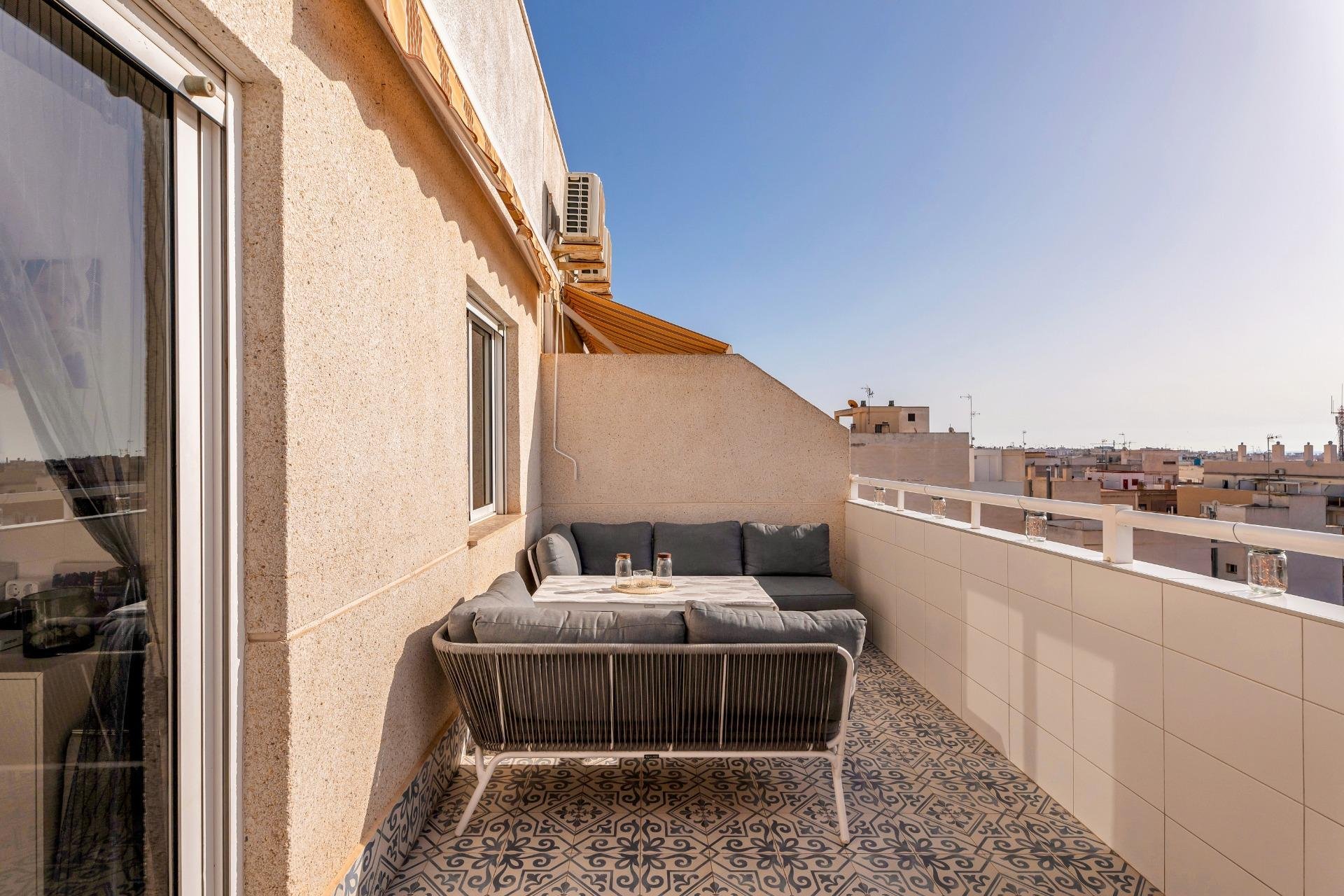 Resale - Penthouse -
Torrevieja - Centro