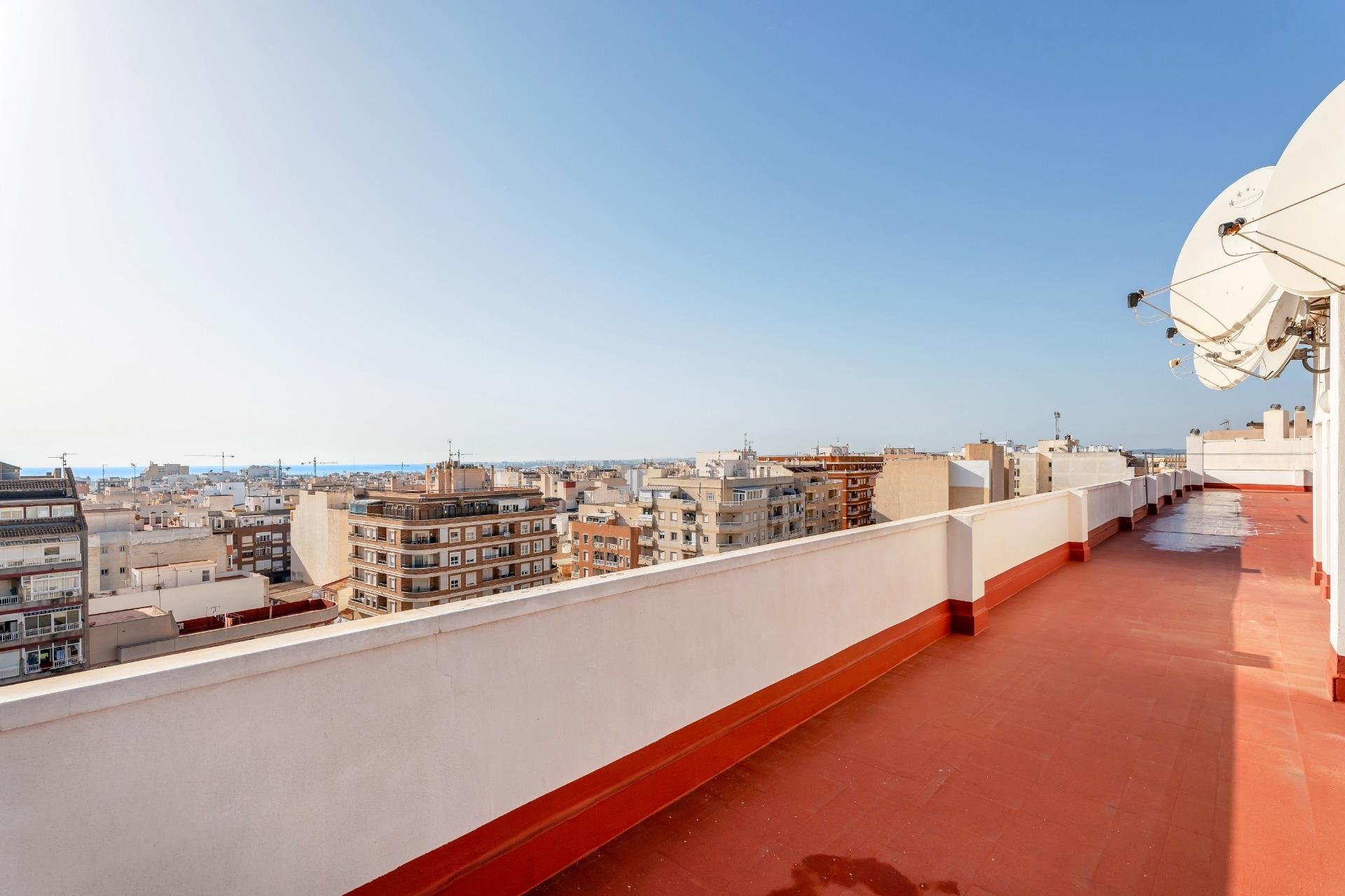 Resale - Penthouse -
Torrevieja - Centro