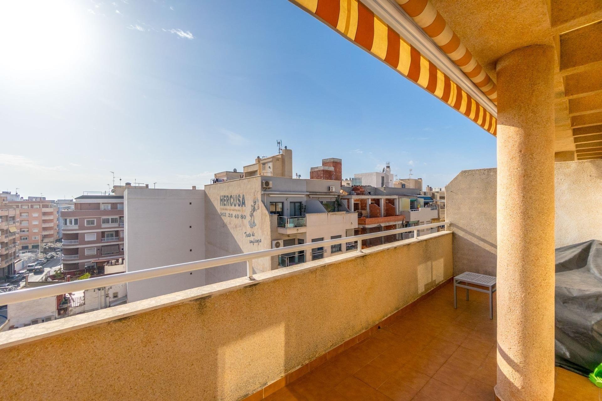 Resale - Penthouse -
Torrevieja - Centro