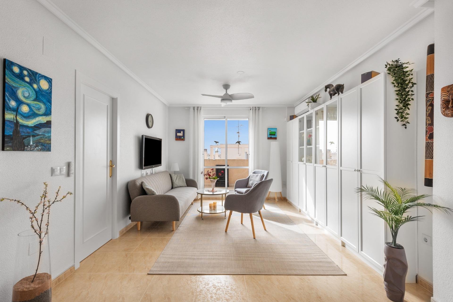 Resale - Penthouse -
Torrevieja - Estacion de autobuses