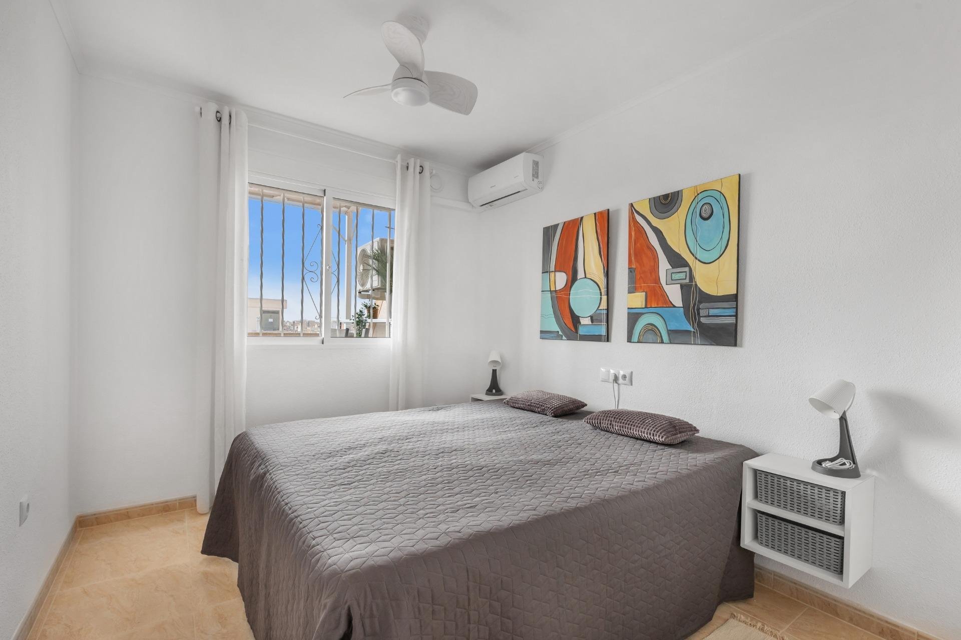 Resale - Penthouse -
Torrevieja - Estacion de autobuses